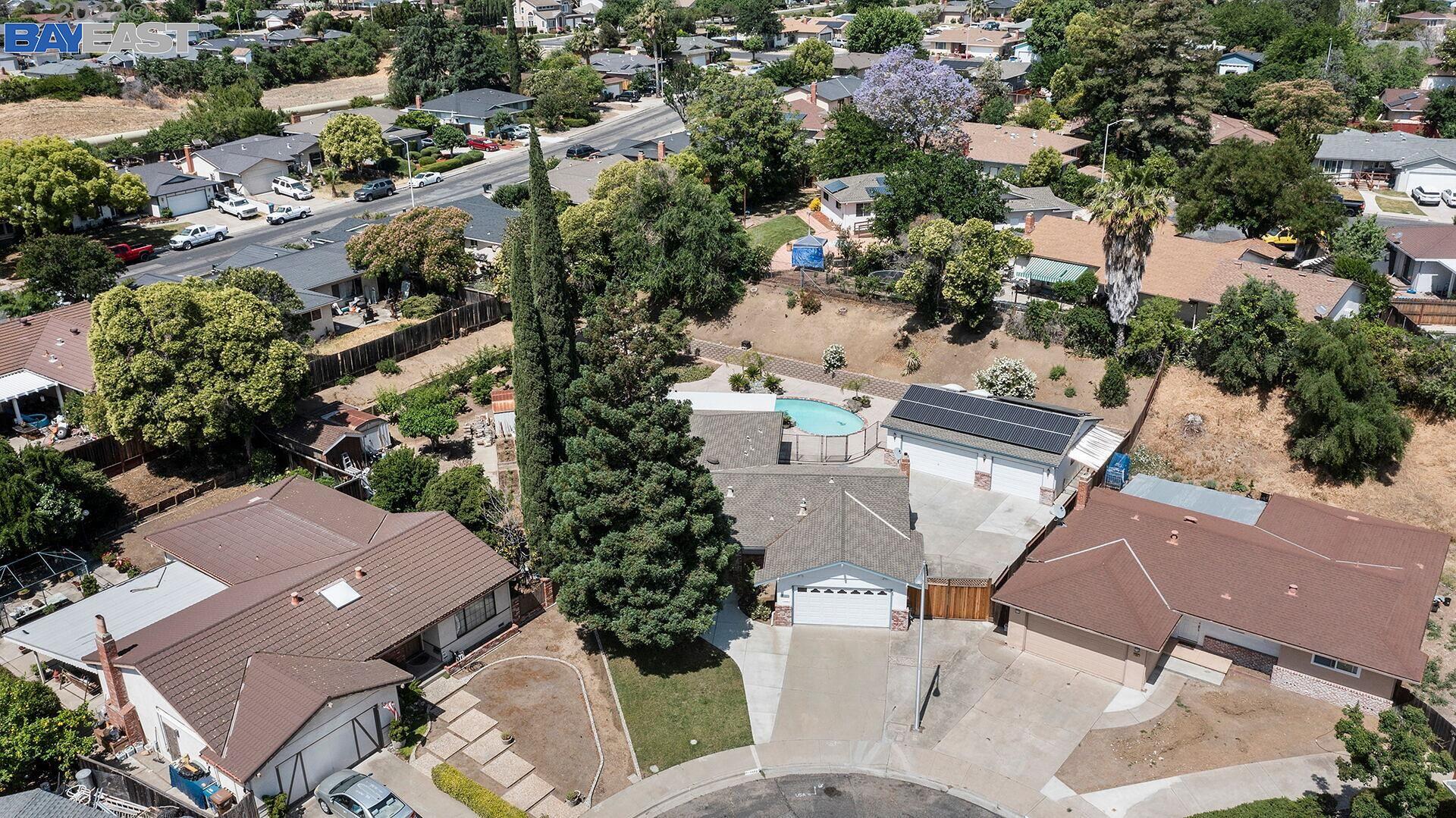1112 Granada Ct