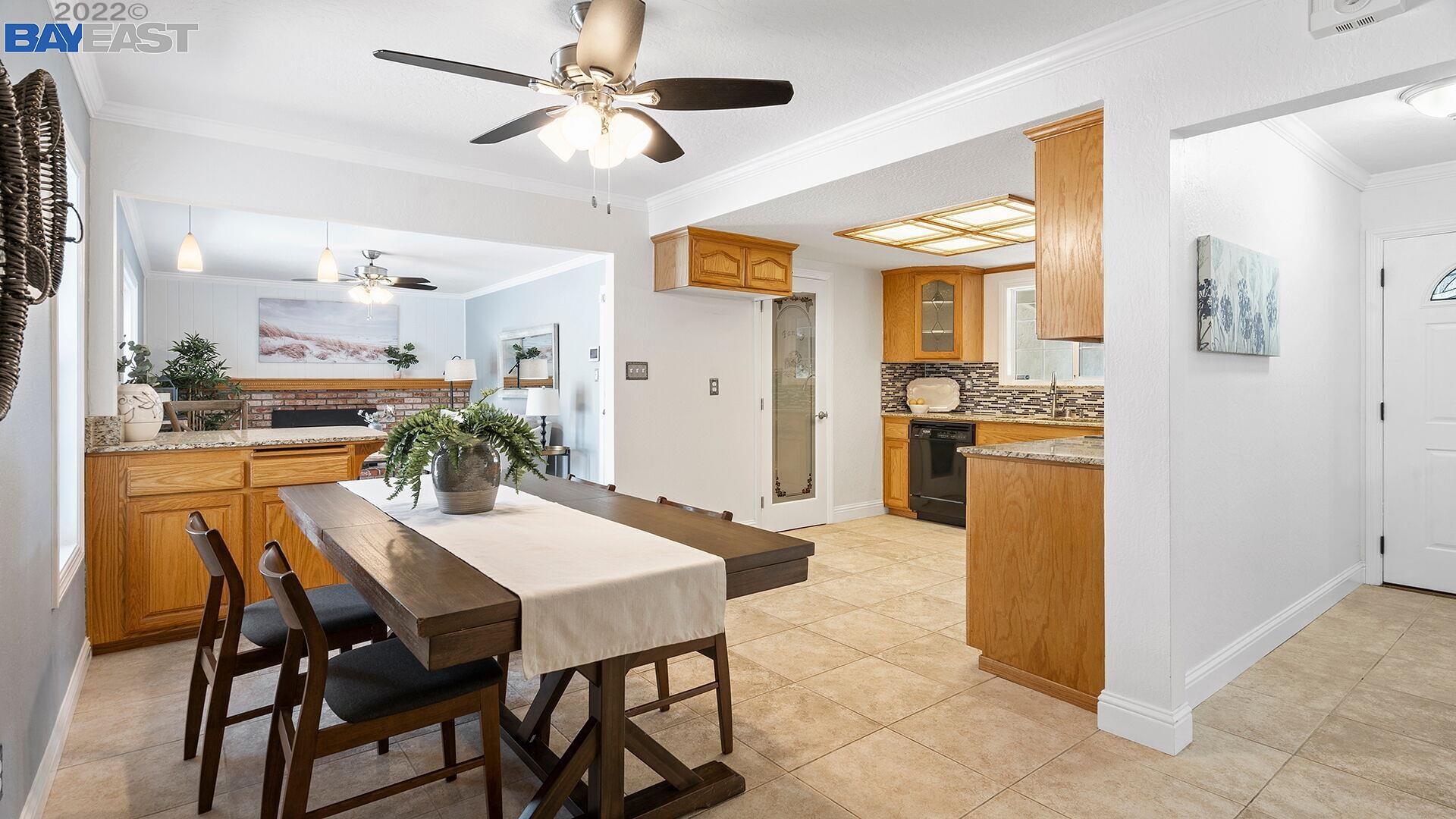 1112 Granada Ct