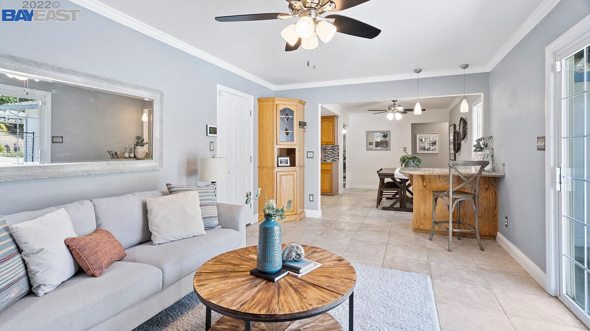 1112 Granada Ct