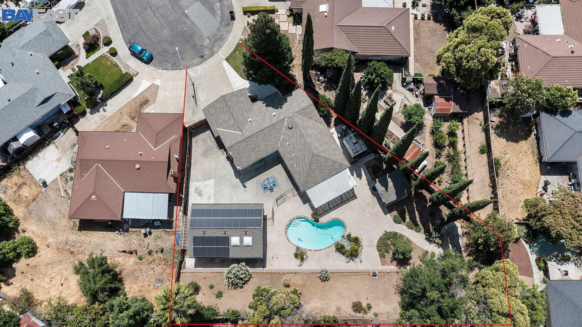 1112 Granada Ct