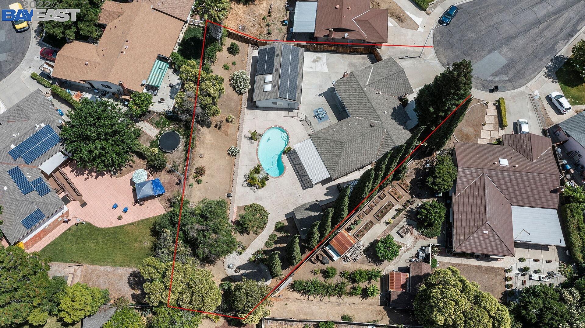 1112 Granada Ct
