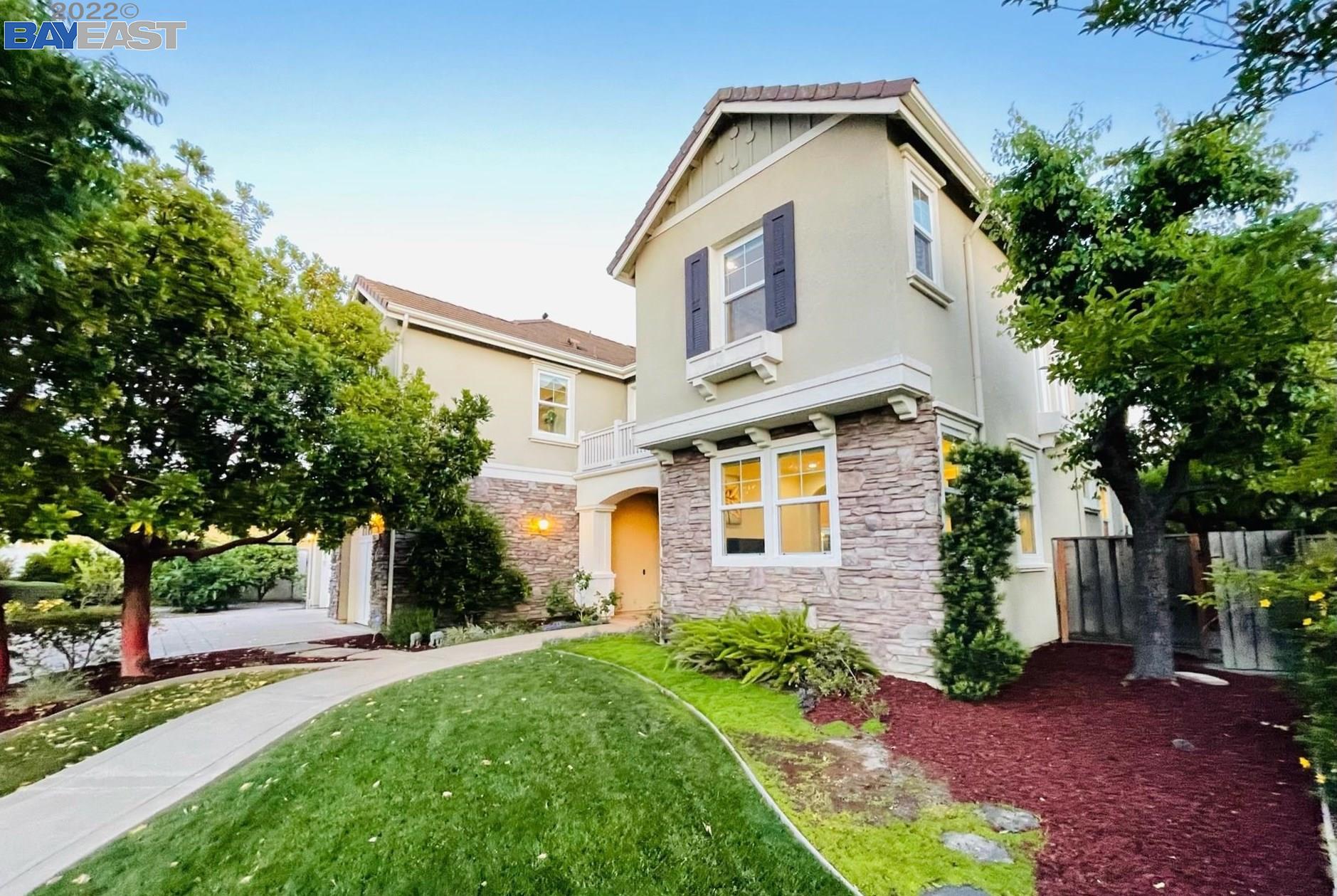 Detail Gallery Image 1 of 1 For 3363 Sagewood Ct, Pleasanton,  CA 94588 - 4 Beds | 4/1 Baths
