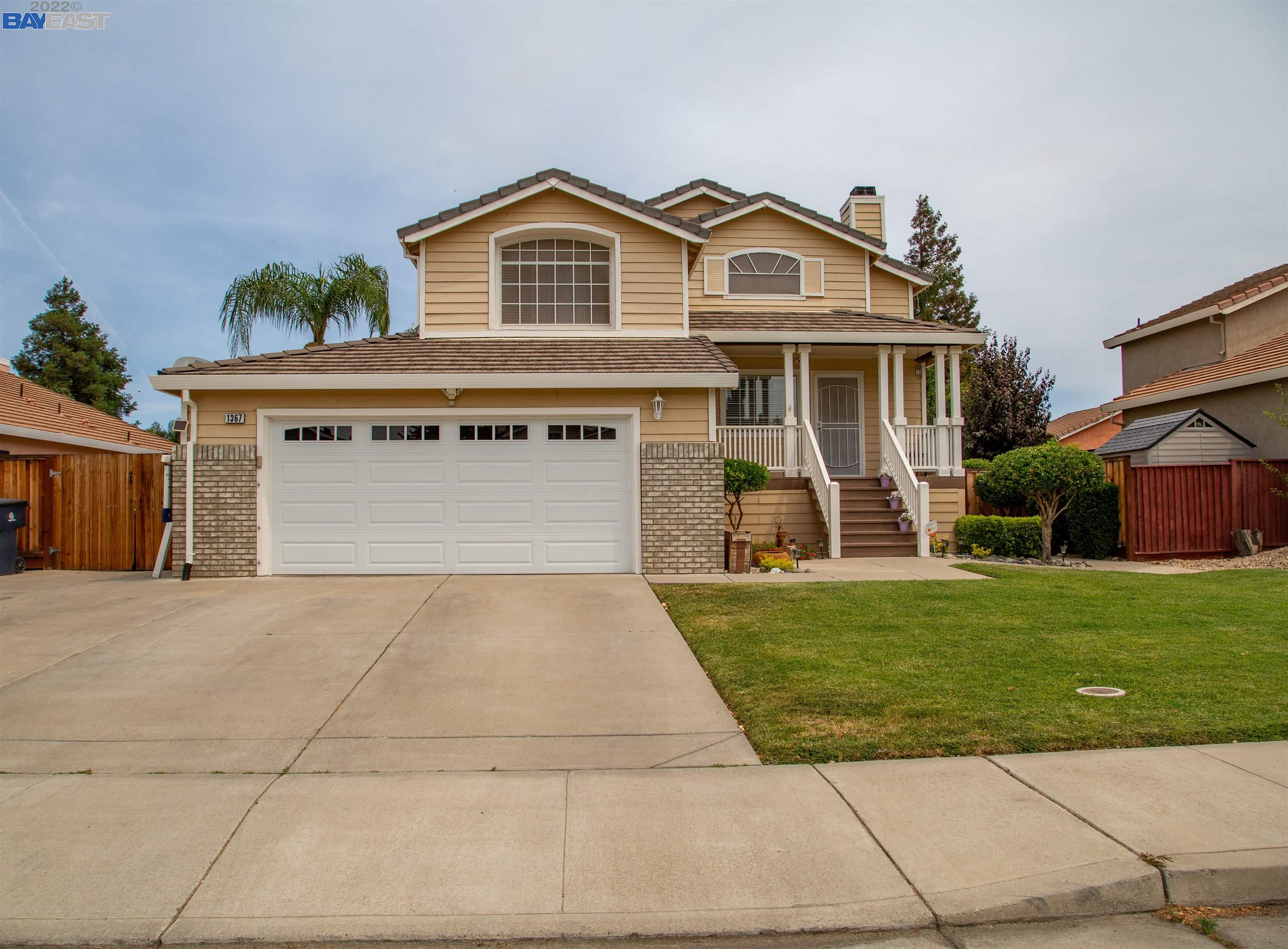 Detail Gallery Image 1 of 1 For 1367 Jonathan Pl, Tracy,  CA 95377 - 3 Beds | 2/1 Baths