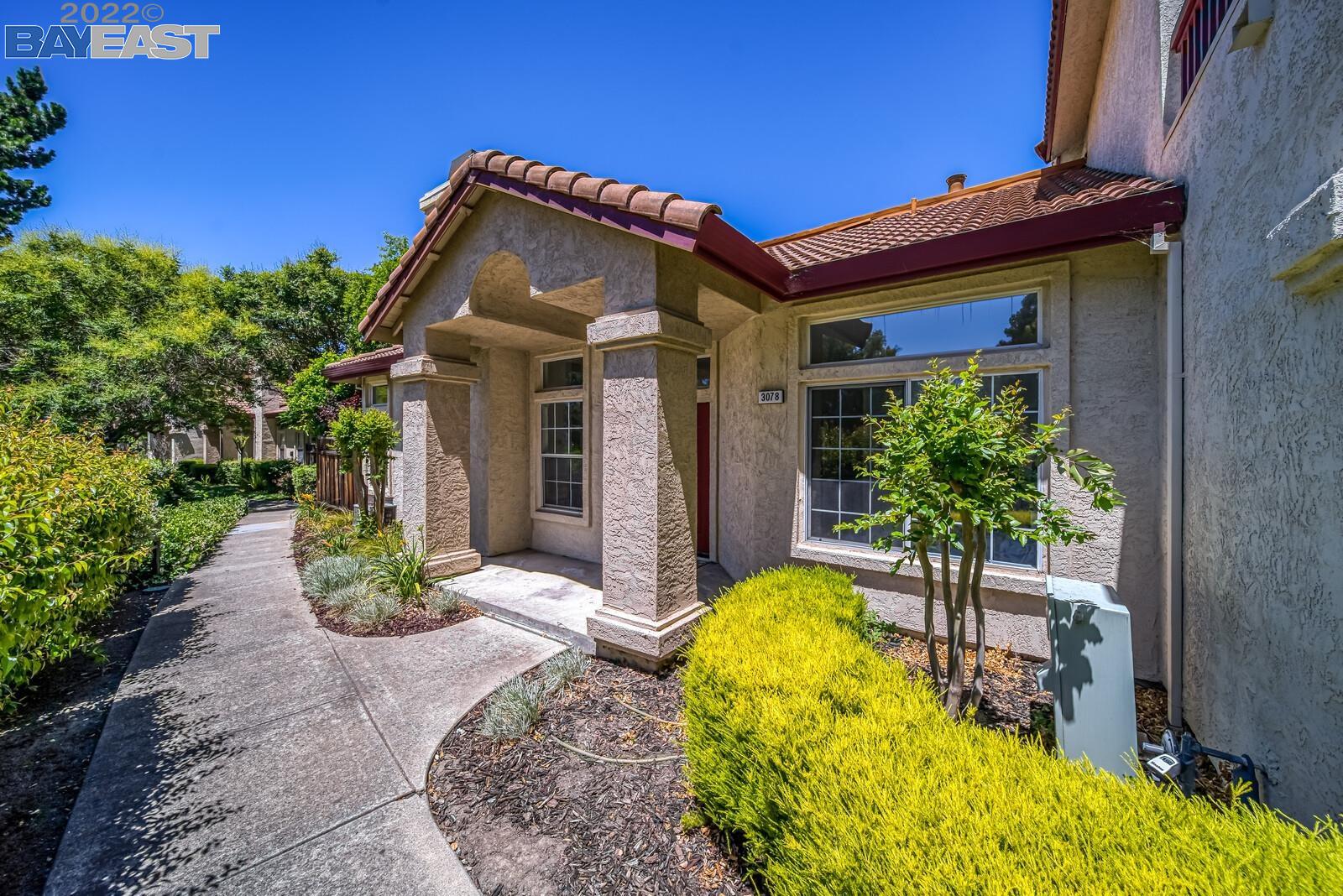 Detail Gallery Image 1 of 1 For 3078 Bolero Ct, Pleasanton,  CA 94588 - 2 Beds | 2 Baths