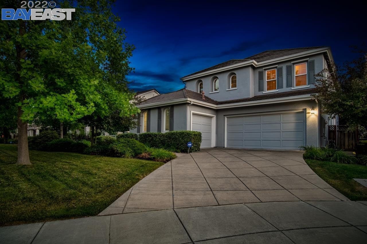 Detail Gallery Image 1 of 1 For 1220 Royal Creek Ct, Pleasanton,  CA 94566 - 5 Beds | 4 Baths