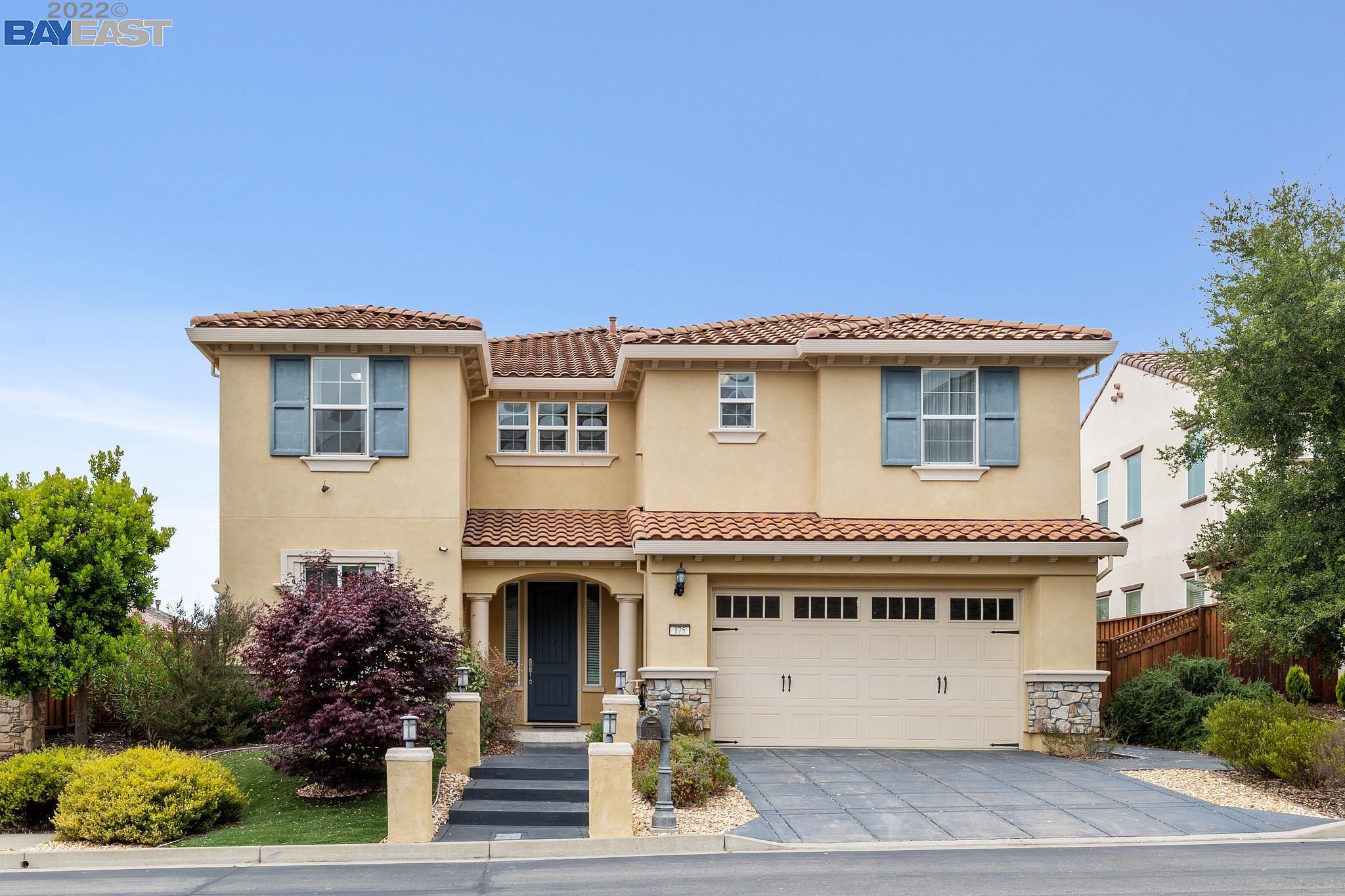 Detail Gallery Image 1 of 1 For 175 Roslea Rd, Hayward,  CA 94542 - 6 Beds | 3/1 Baths