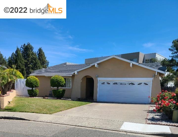 Nice sized one story home with formal living and dining room. Large eat in kitchen with access to covered patio and yard.  This homes sits on an 8000,sq ft lot with a manicured front and back yard. Home needs some cosmetic updates and TLC. Great starter home.