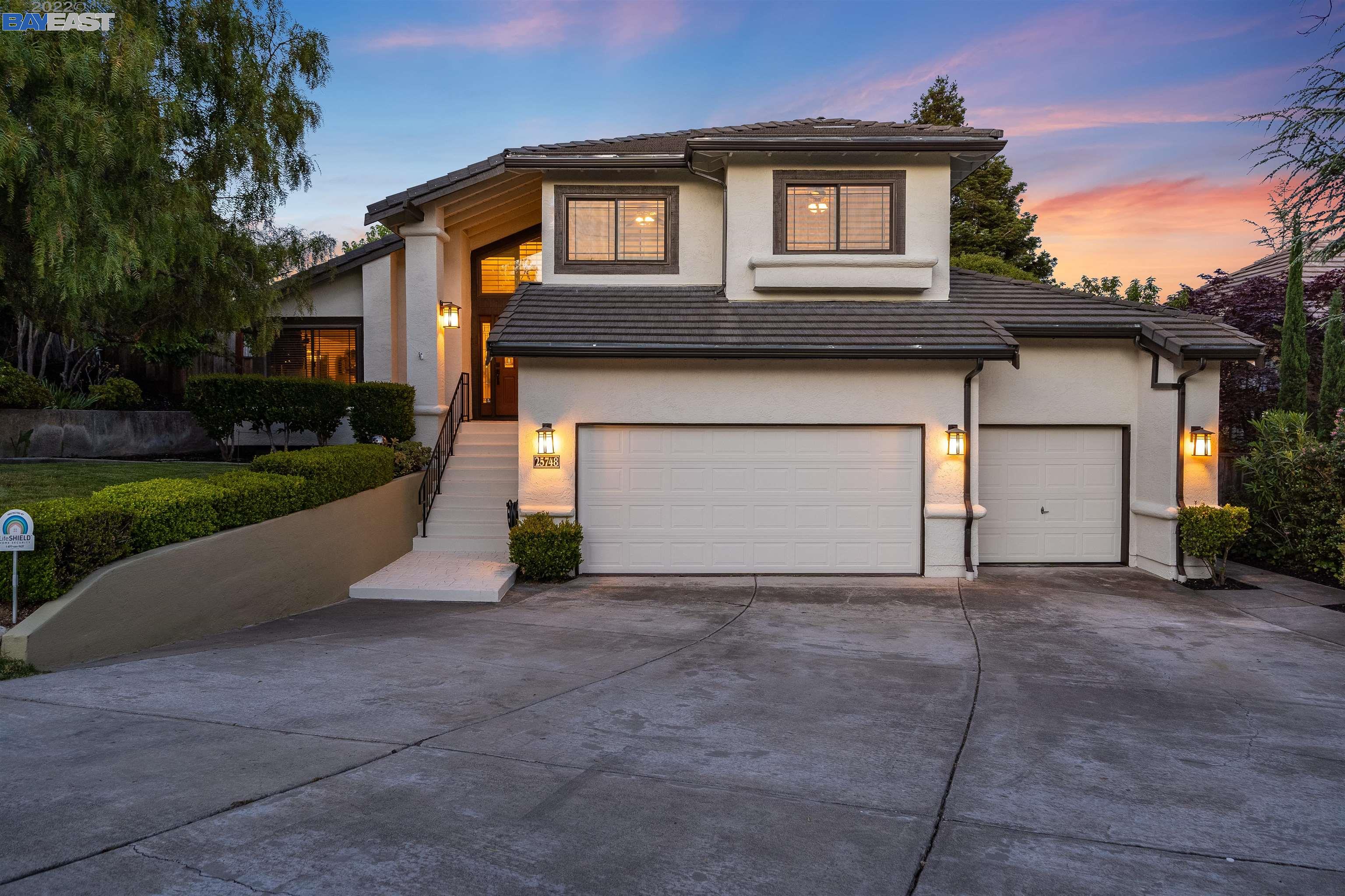 Detail Gallery Image 1 of 1 For 25748 Cannistraci Ln, Hayward,  CA 94541 - 4 Beds | 3 Baths
