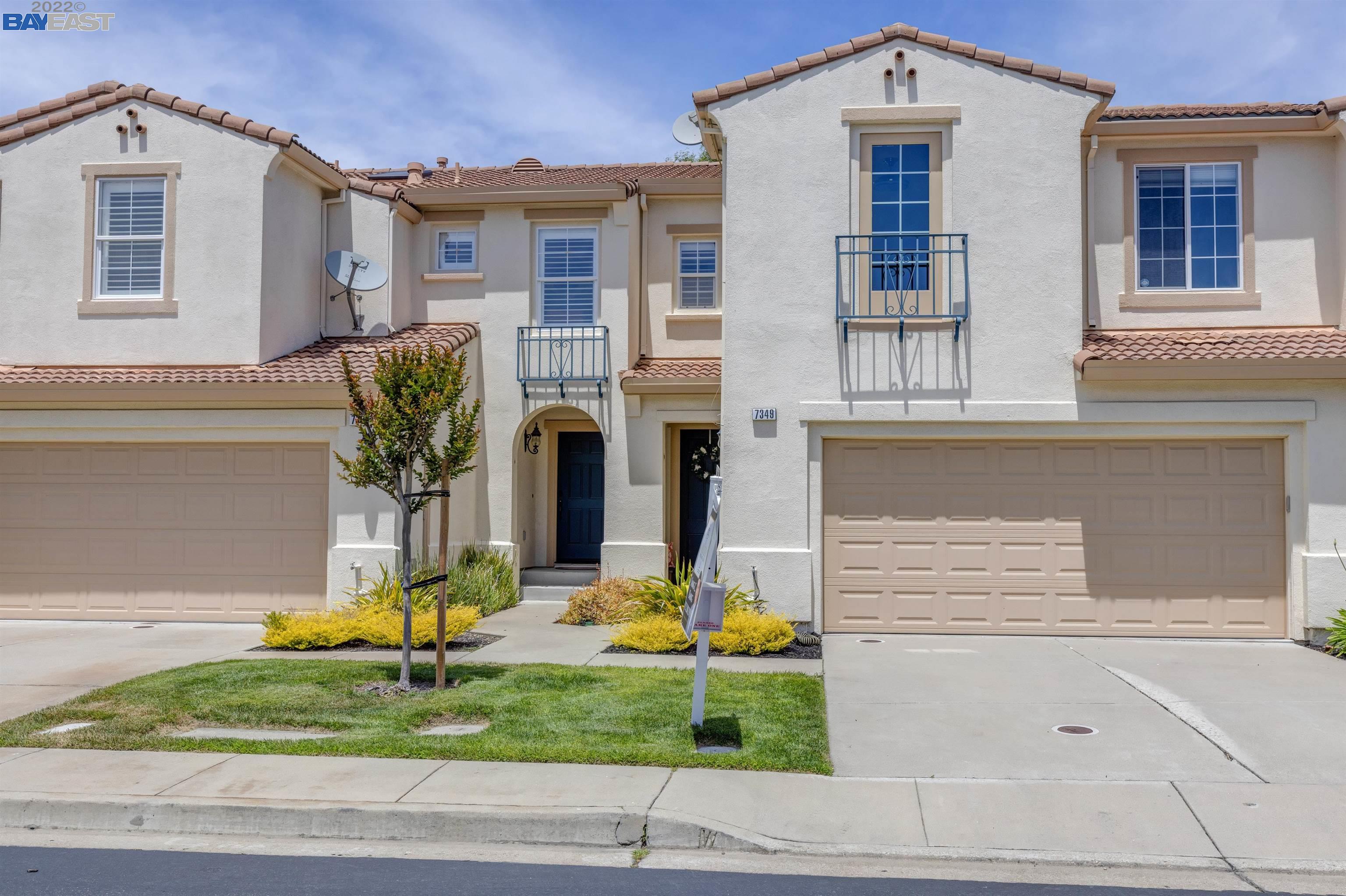 Detail Gallery Image 1 of 1 For 7349 Longmont Loop, Castro Valley,  CA 94552 - 3 Beds | 2/1 Baths