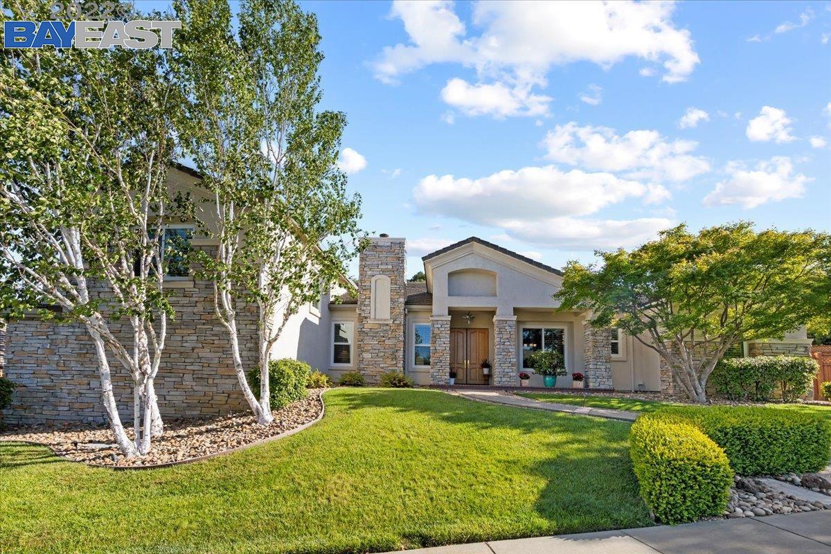 Detail Gallery Image 1 of 1 For 9632 Crosby Dr, Pleasanton,  CA 94588 - 5 Beds | 3/1 Baths