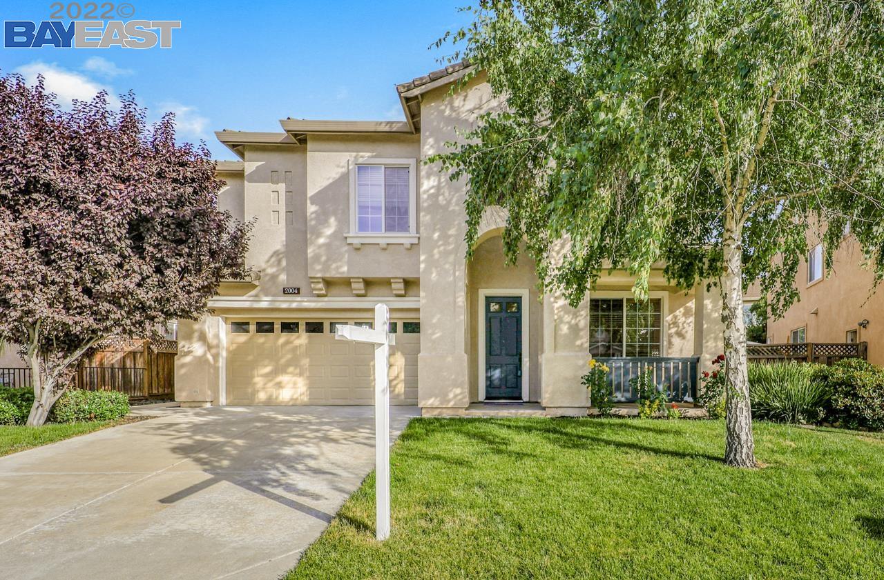 Detail Gallery Image 1 of 1 For 2004 Redbud Way, Antioch,  CA 94509 - 5 Beds | 3 Baths