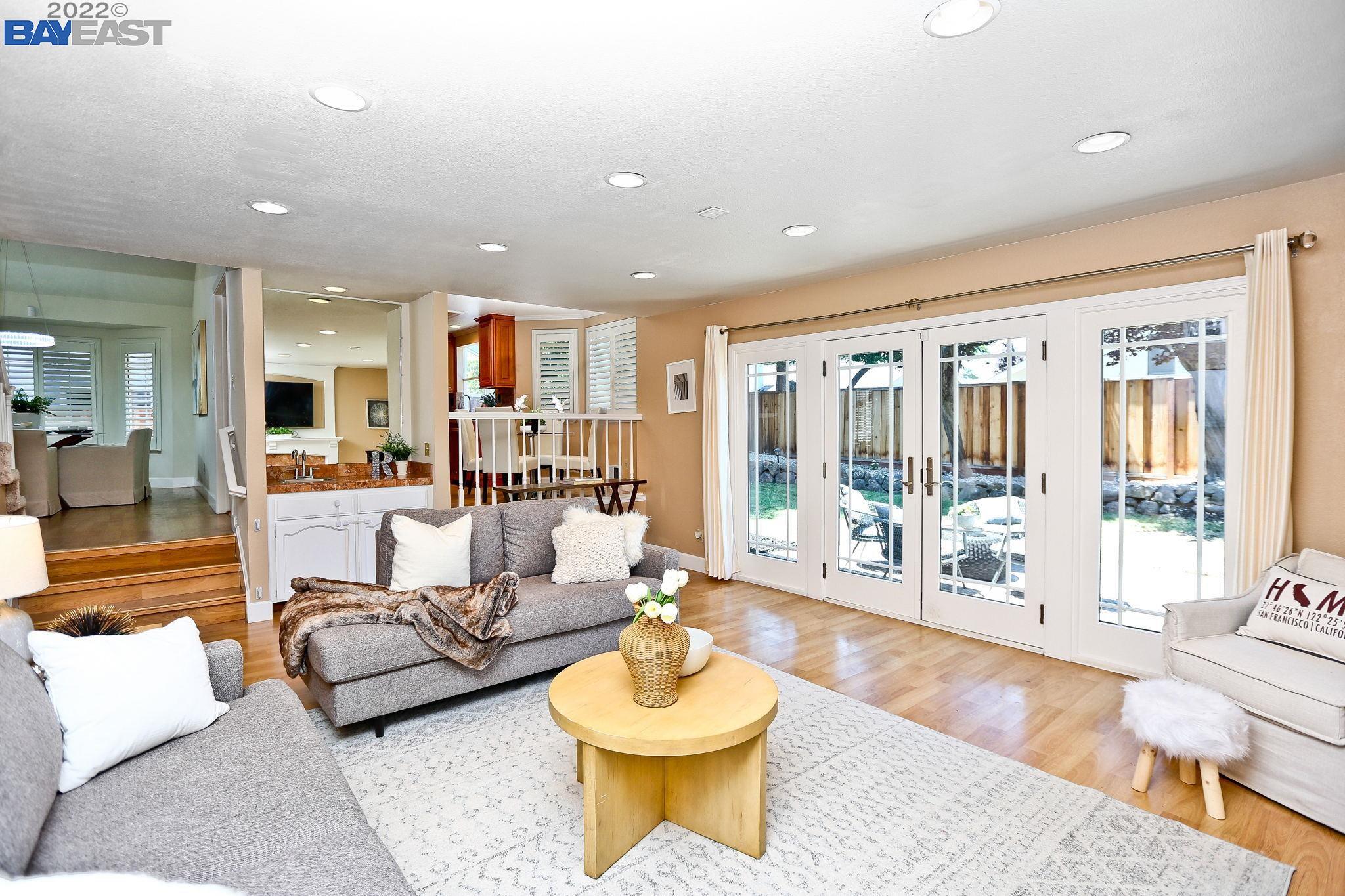 Detail Gallery Image 1 of 1 For 265 Summerford Cir, San Ramon,  CA 94583 - 4 Beds | 3 Baths