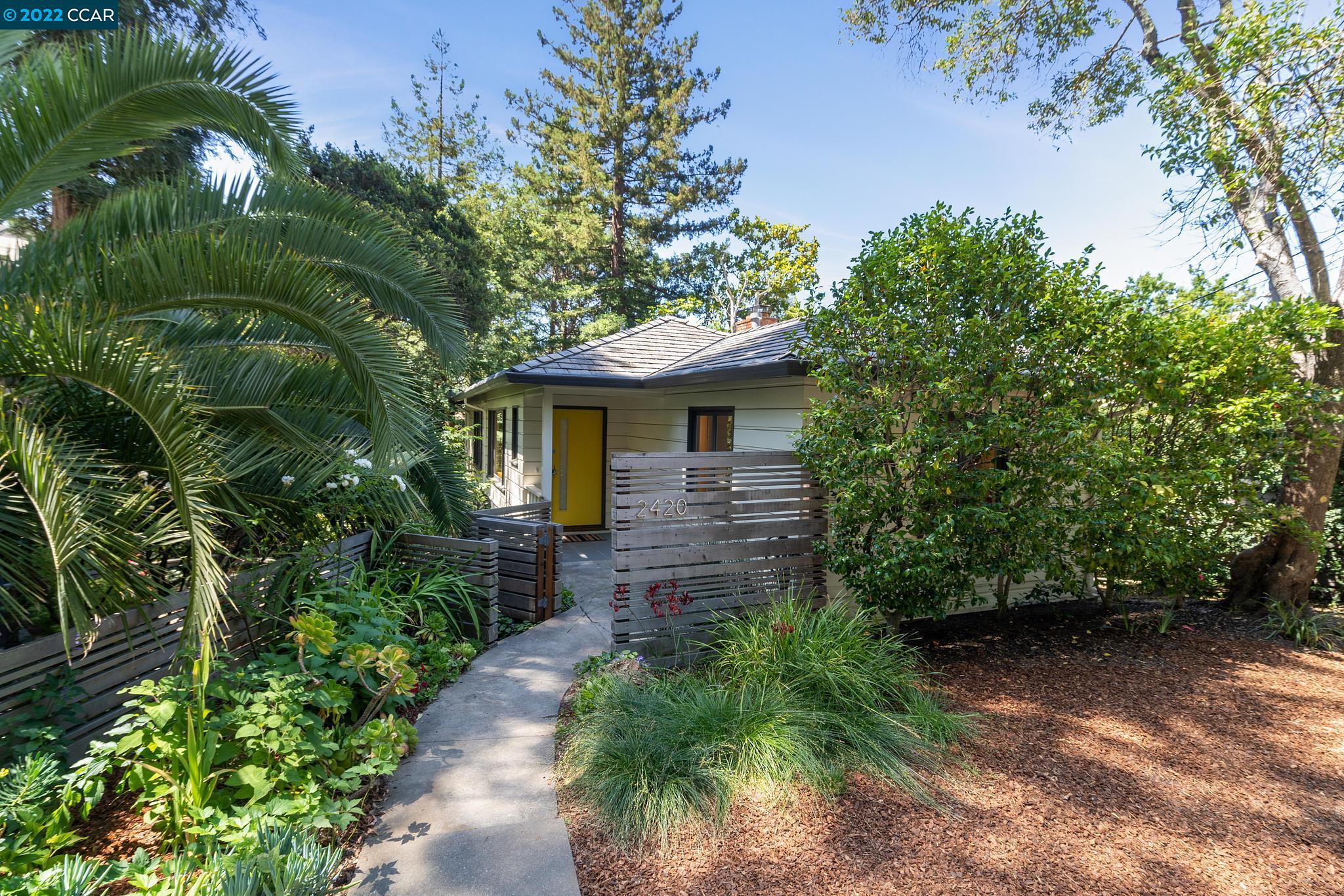 Detail Gallery Image 1 of 1 For 2420 Hillside Ave, Berkeley,  CA 94704 - 2 Beds | 2 Baths