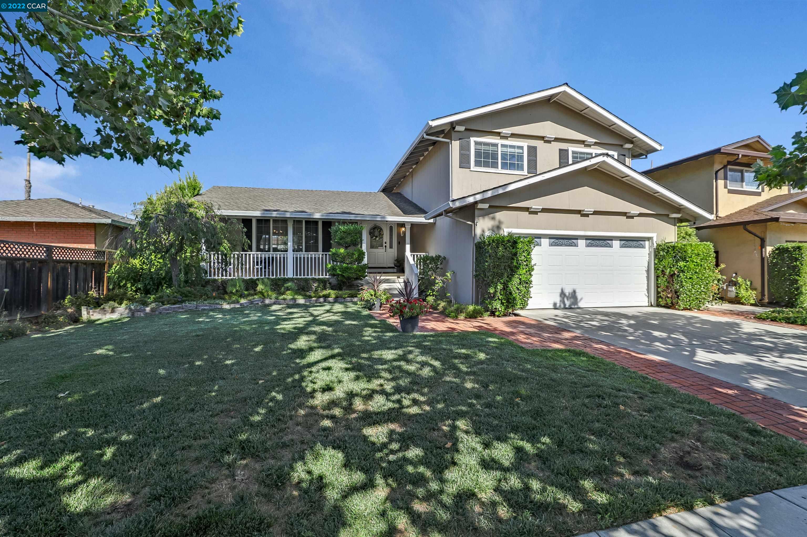 Detail Gallery Image 1 of 1 For 6018 Chesbro Ave, San Jose,  CA 95123 - 4 Beds | 2/1 Baths