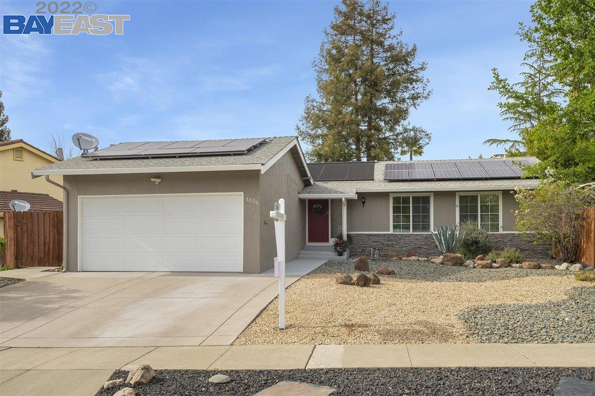 Detail Gallery Image 1 of 1 For 1004 Crellin Rd, Pleasanton,  CA 94566 - 4 Beds | 2 Baths