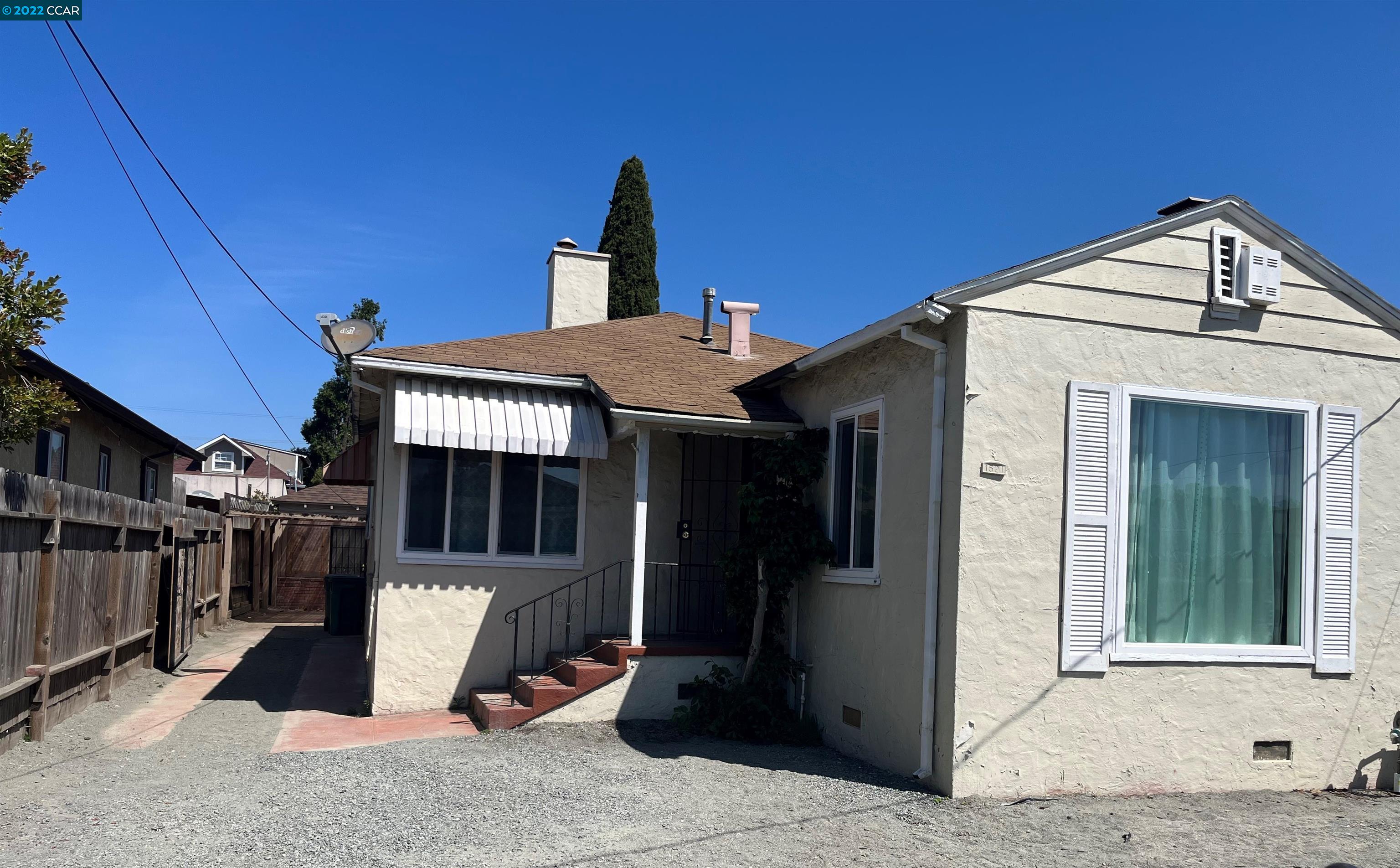 Detail Gallery Image 1 of 1 For 1621 86th Ave, Oakland,  CA 94621 - 2 Beds | 1 Baths