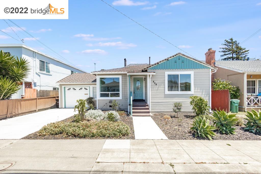 Detail Gallery Image 1 of 1 For 454 43rd St, Richmond,  CA 94805 - 2 Beds | 1 Baths
