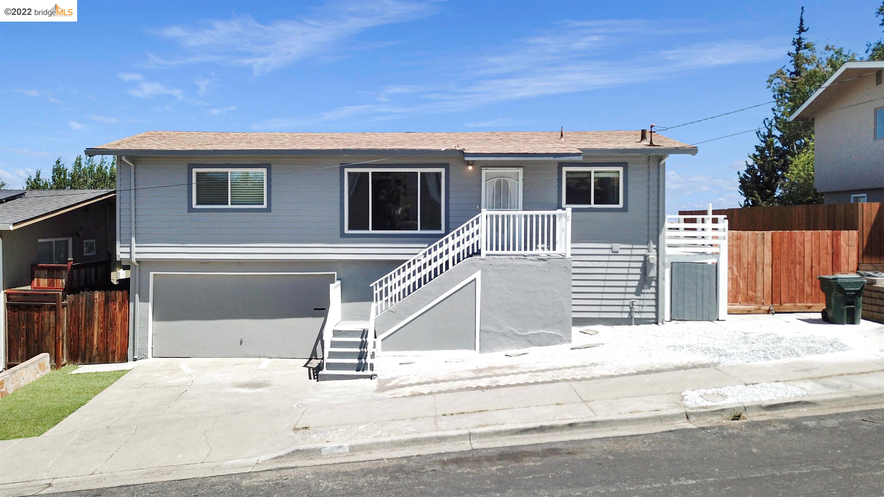 Detail Gallery Image 1 of 1 For 409 Lynn Ave, Antioch,  CA 94509 - 3 Beds | 2 Baths