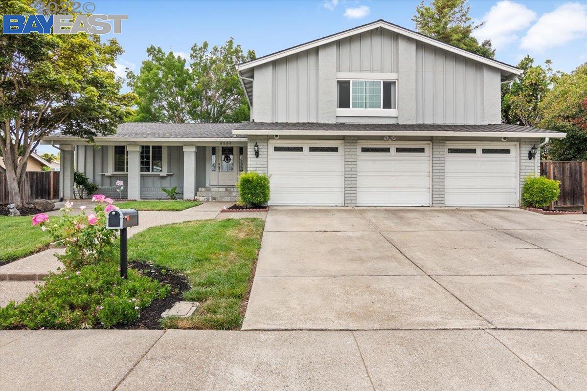 Detail Gallery Image 1 of 1 For 3833 Aragon Ln, San Ramon,  CA 94583 - 4 Beds | 3 Baths