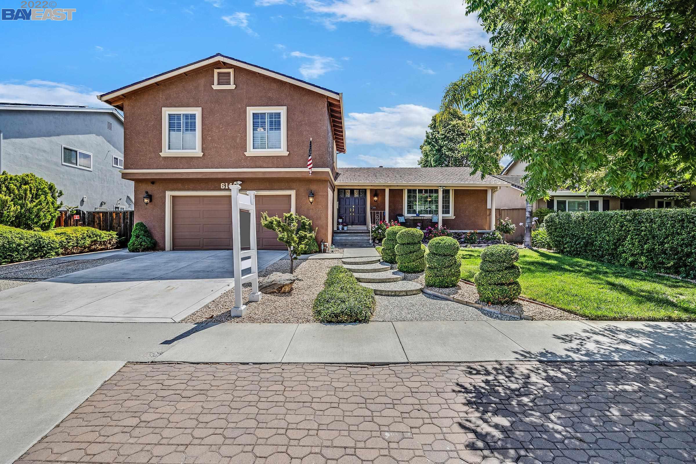 Detail Gallery Image 1 of 1 For 6146 Chesbro Ave, San Jose,  CA 95123-4506 - 4 Beds | 2/1 Baths