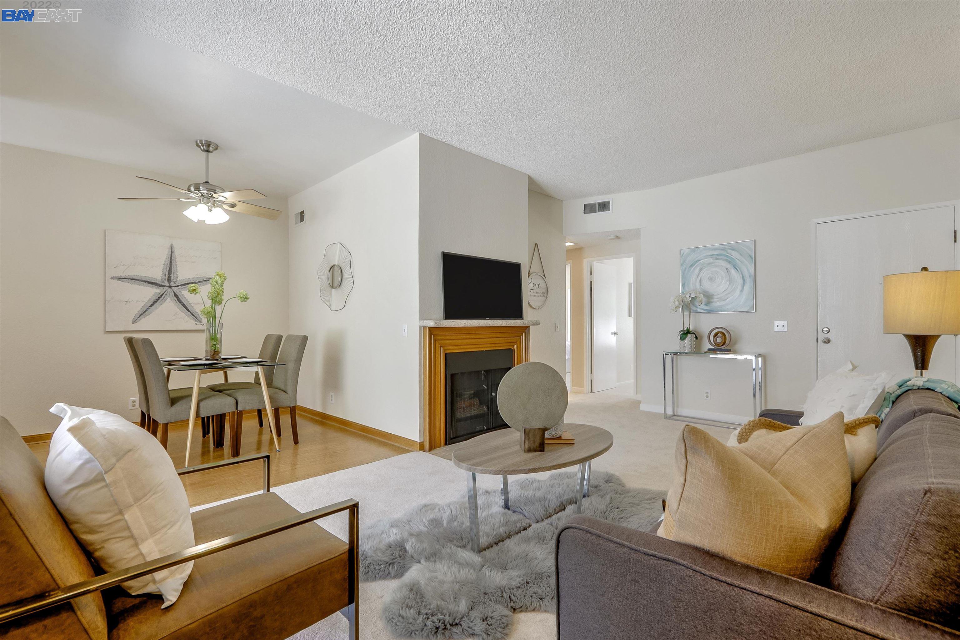 Detail Gallery Image 1 of 1 For 36996 Meadowbrook Cmn #102,  Fremont,  CA 94536 - 2 Beds | 2 Baths