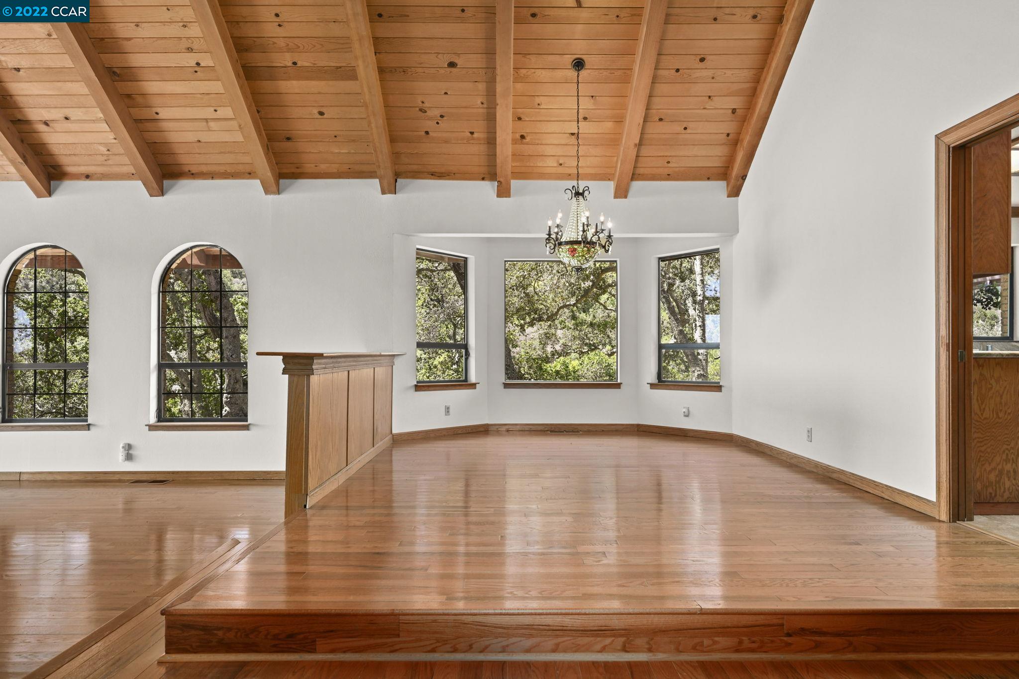 Detail Gallery Image 11 of 60 For 5433 Alhambra Valley Rd, Martinez,  CA 94553 - 6 Beds | 4 Baths