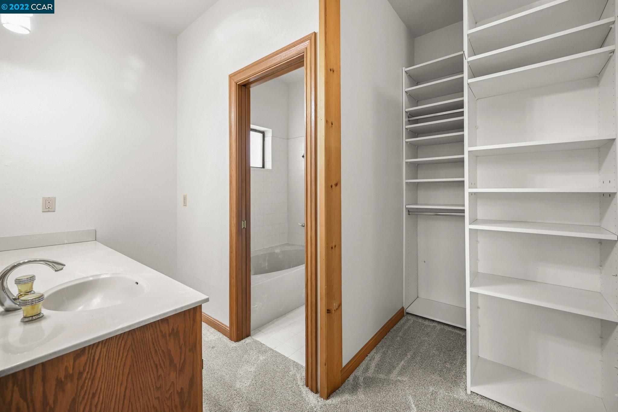 Detail Gallery Image 22 of 60 For 5433 Alhambra Valley Rd, Martinez,  CA 94553 - 6 Beds | 4 Baths