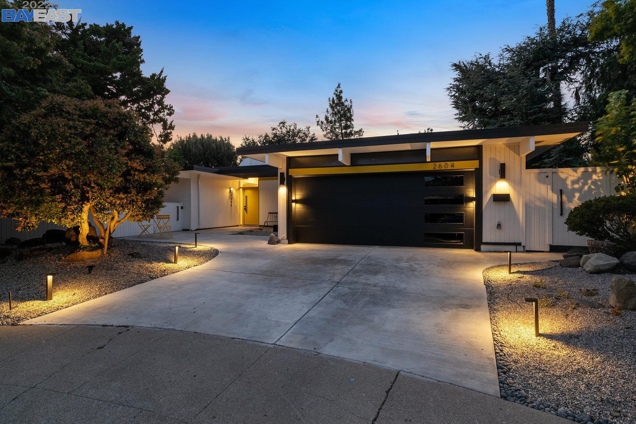 Detail Gallery Image 1 of 1 For 2604 San Antonio Dr, Walnut Creek,  CA 94598 - 4 Beds | 2 Baths