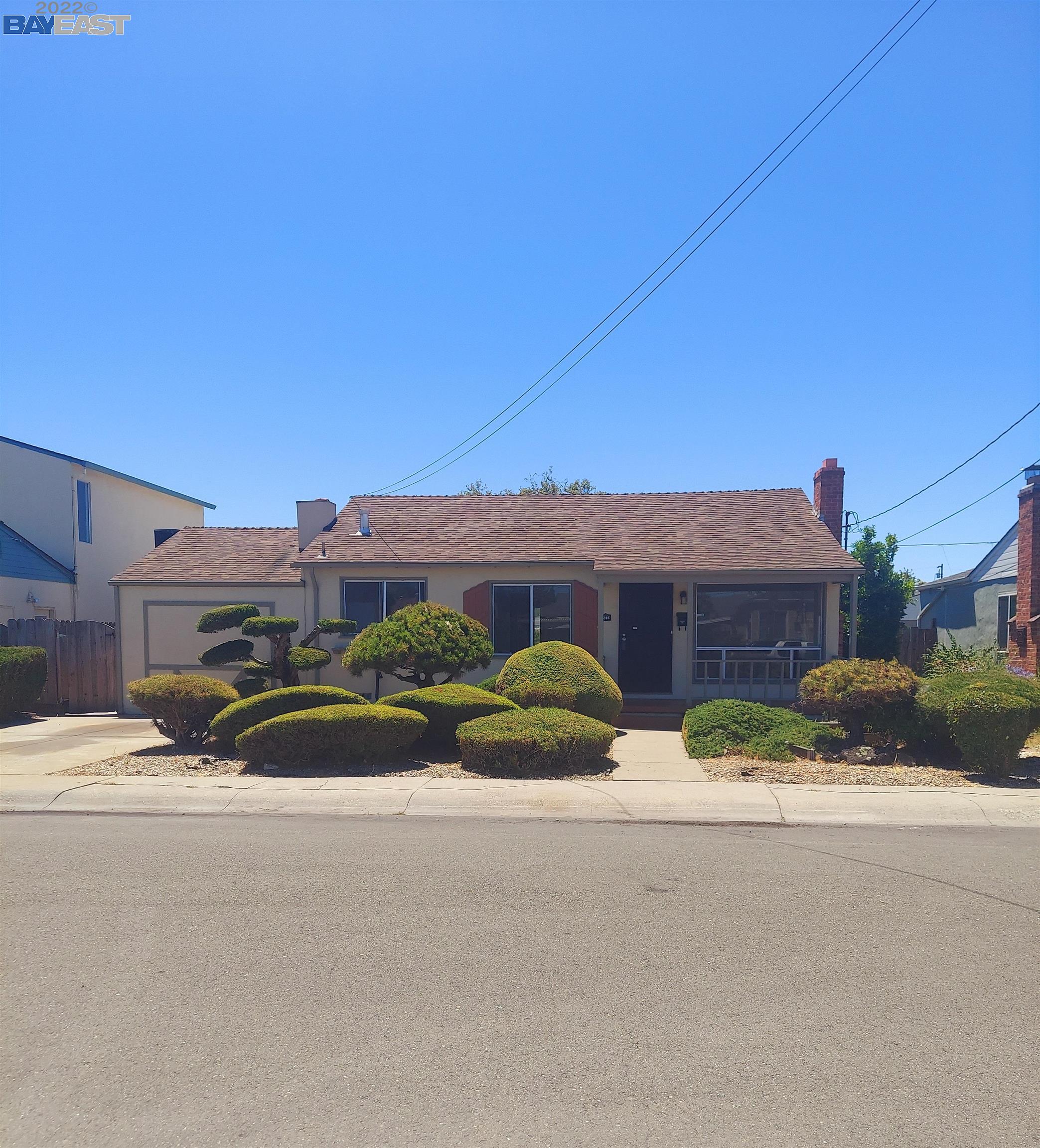 Detail Gallery Image 1 of 1 For 2285 Star Ave, Castro Valley,  CA 94546 - 2 Beds | 2 Baths