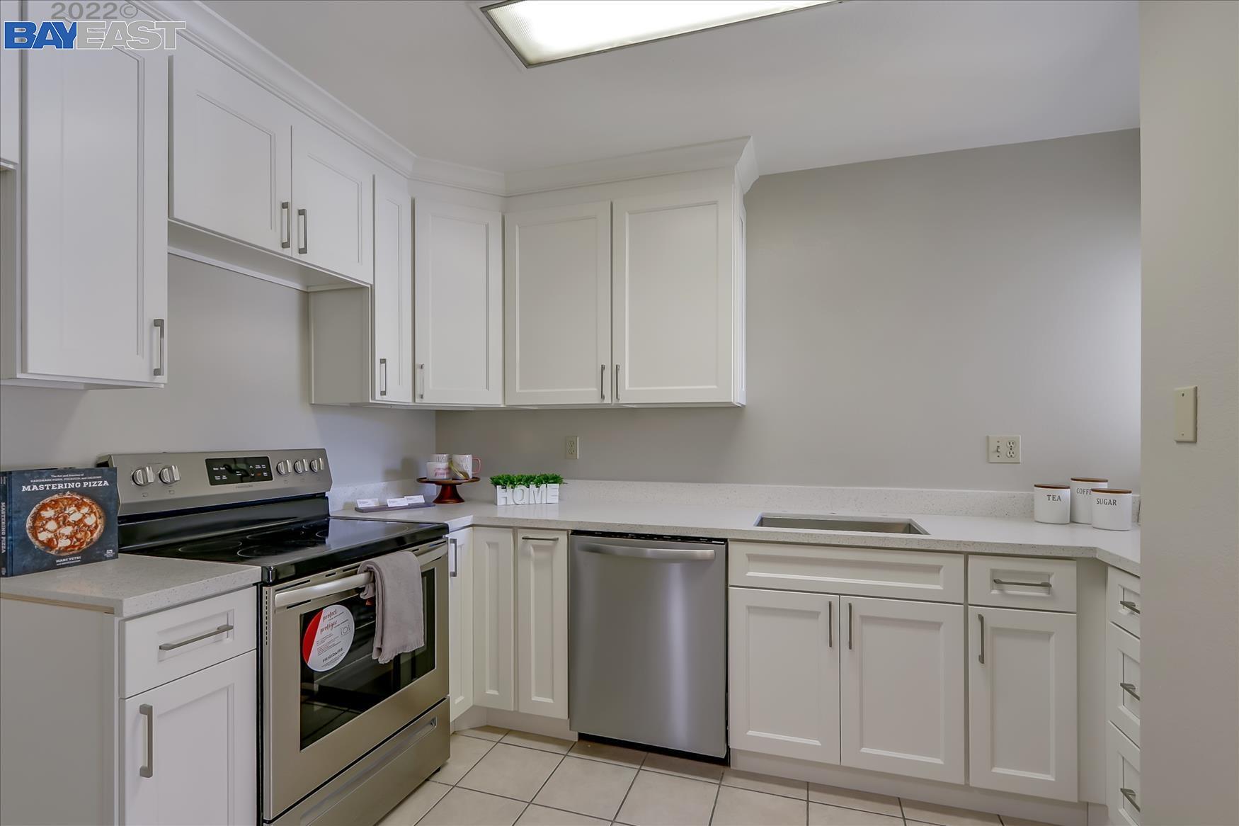 Detail Gallery Image 1 of 1 For 1055 N Capitol Ave #118,  San Jose,  CA 95133 - 2 Beds | 2 Baths