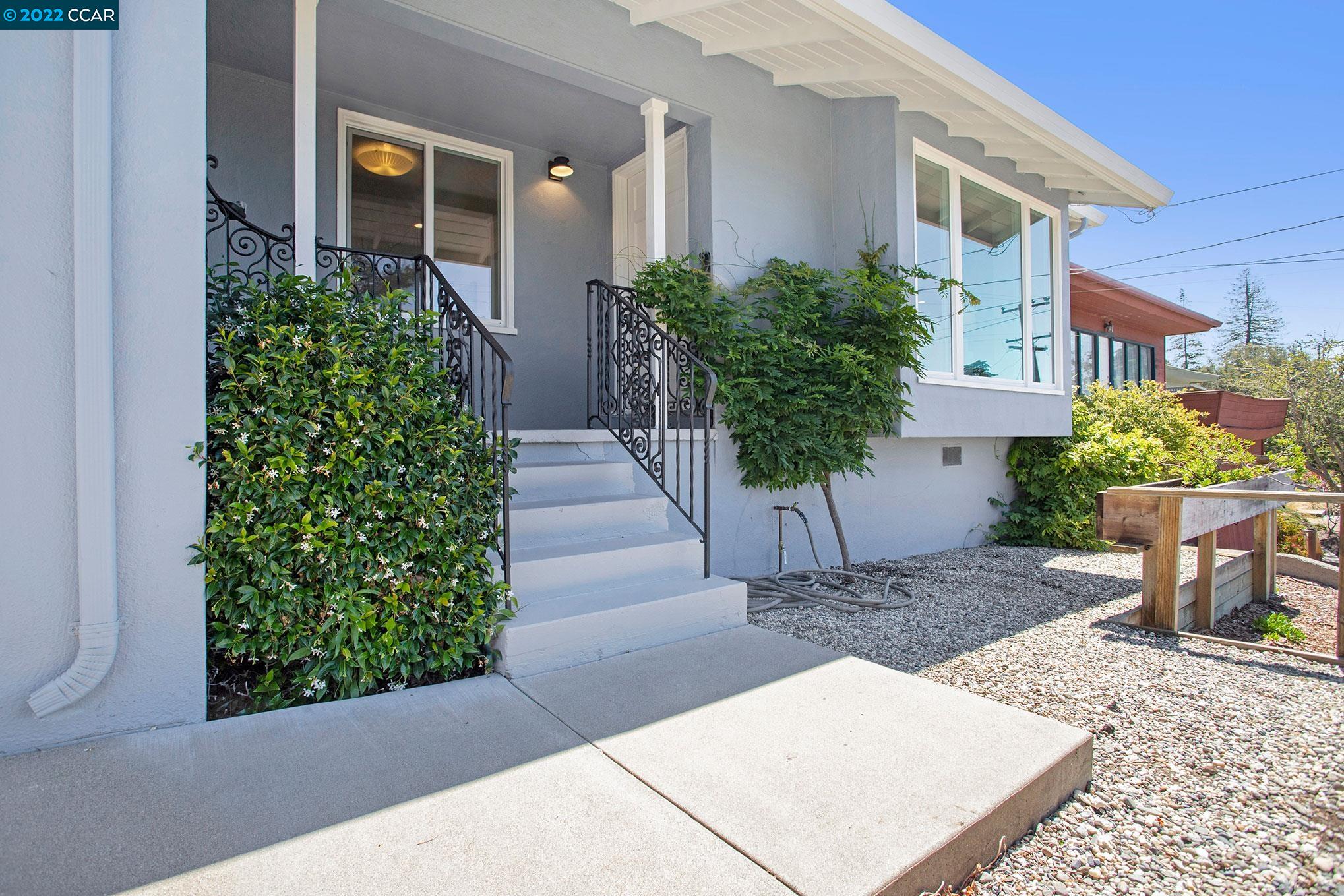 Detail Gallery Image 1 of 1 For 832 Craft Ave, El Cerrito,  CA 94530 - 3 Beds | 2 Baths