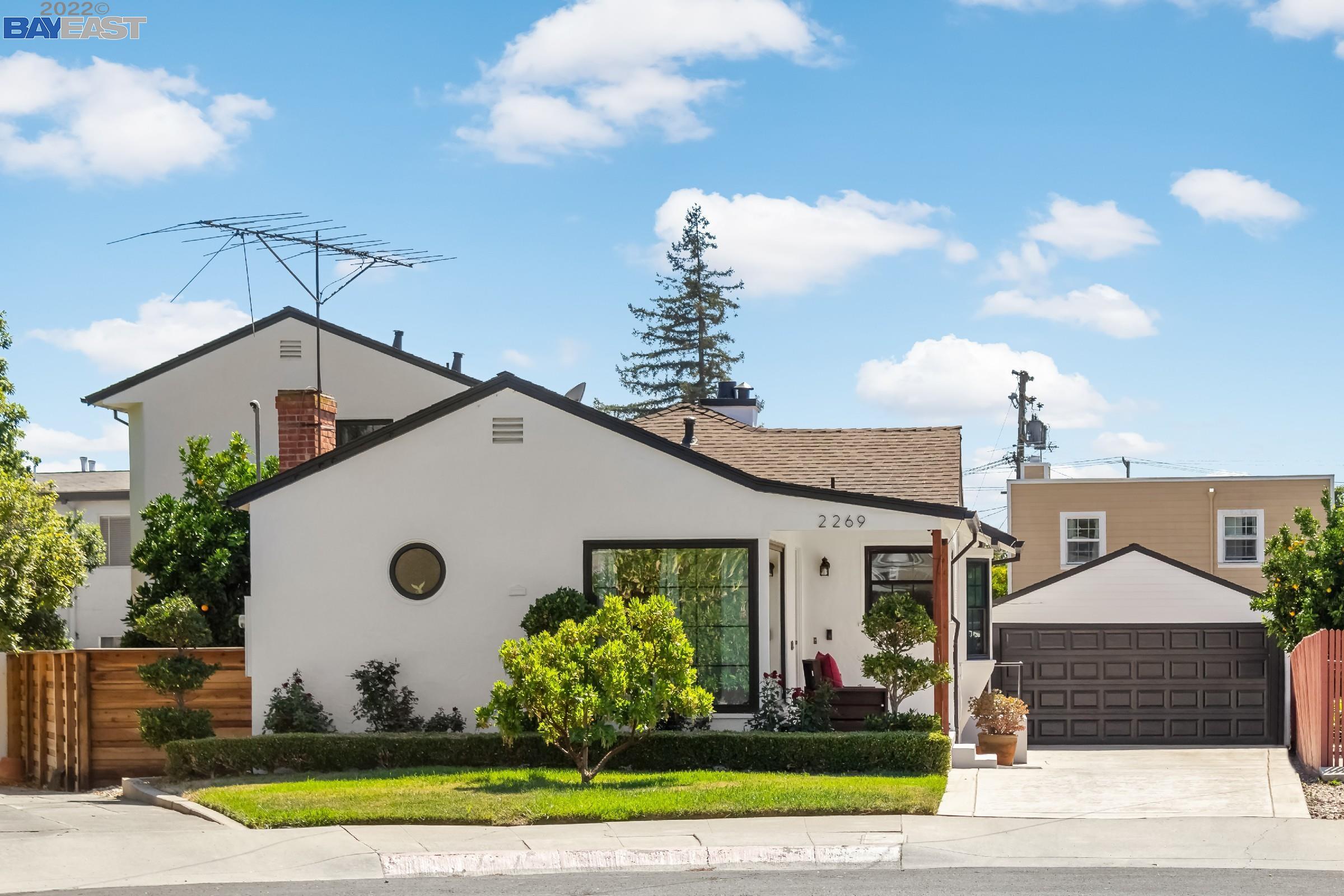 Detail Gallery Image 1 of 1 For 2269 Estabrook Cir, San Leandro,  CA 94577 - 4 Beds | 3 Baths