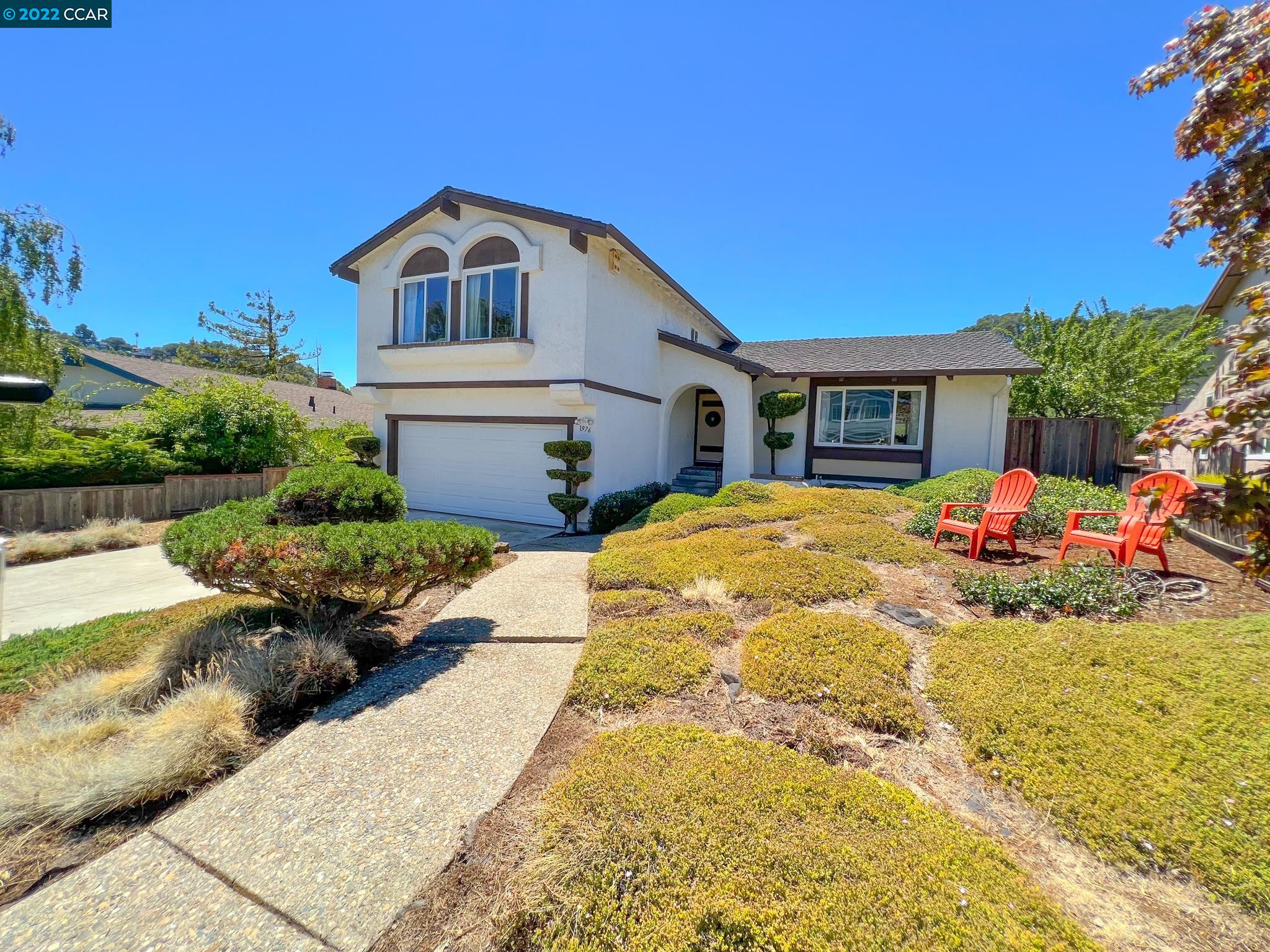Detail Gallery Image 1 of 1 For 1976 Galbreth Rd, Pinole,  CA 94564 - 4 Beds | 2/1 Baths