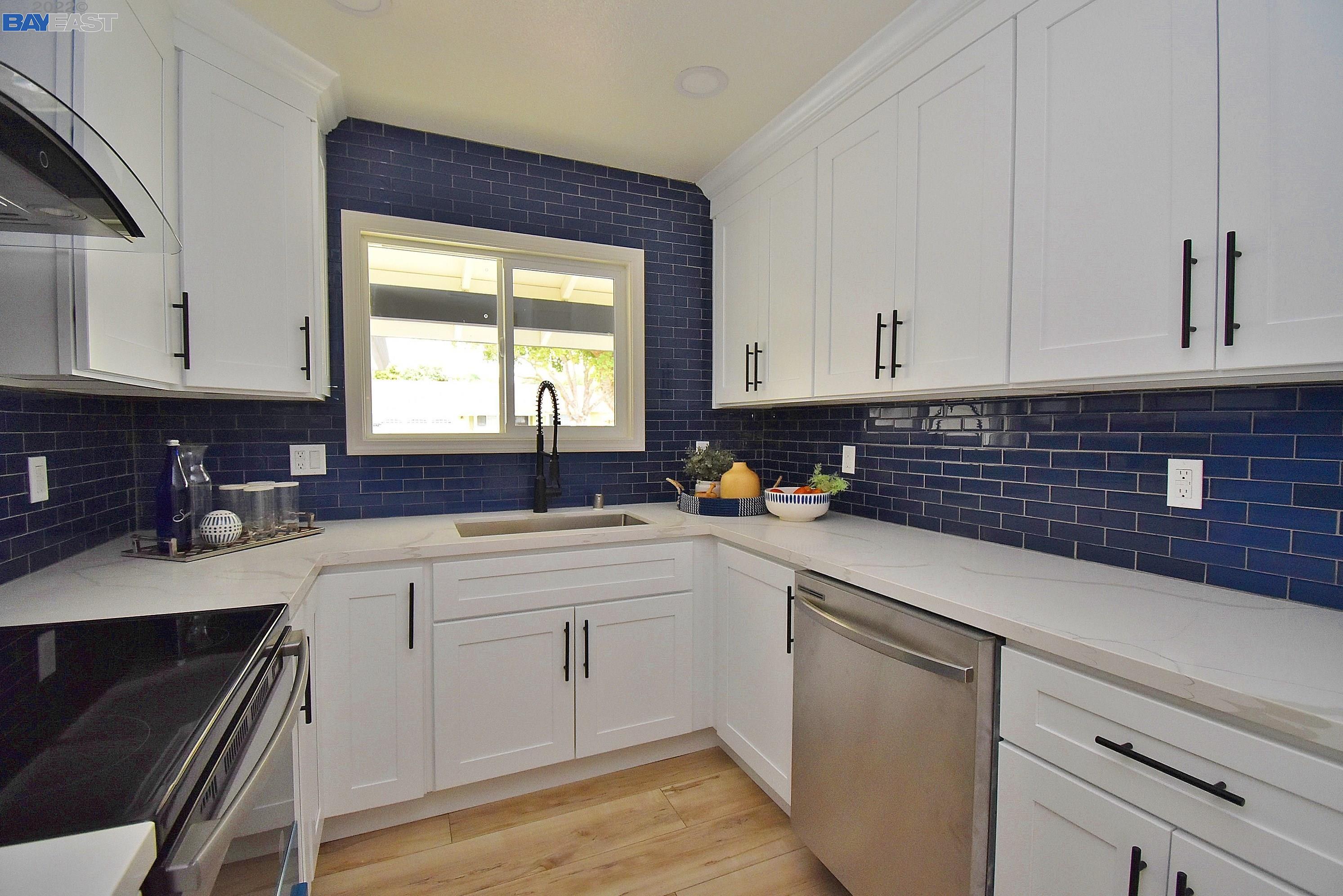 Detail Gallery Image 1 of 1 For 31297 Santa Rita Way, Union City,  CA 94587 - 3 Beds | 2 Baths