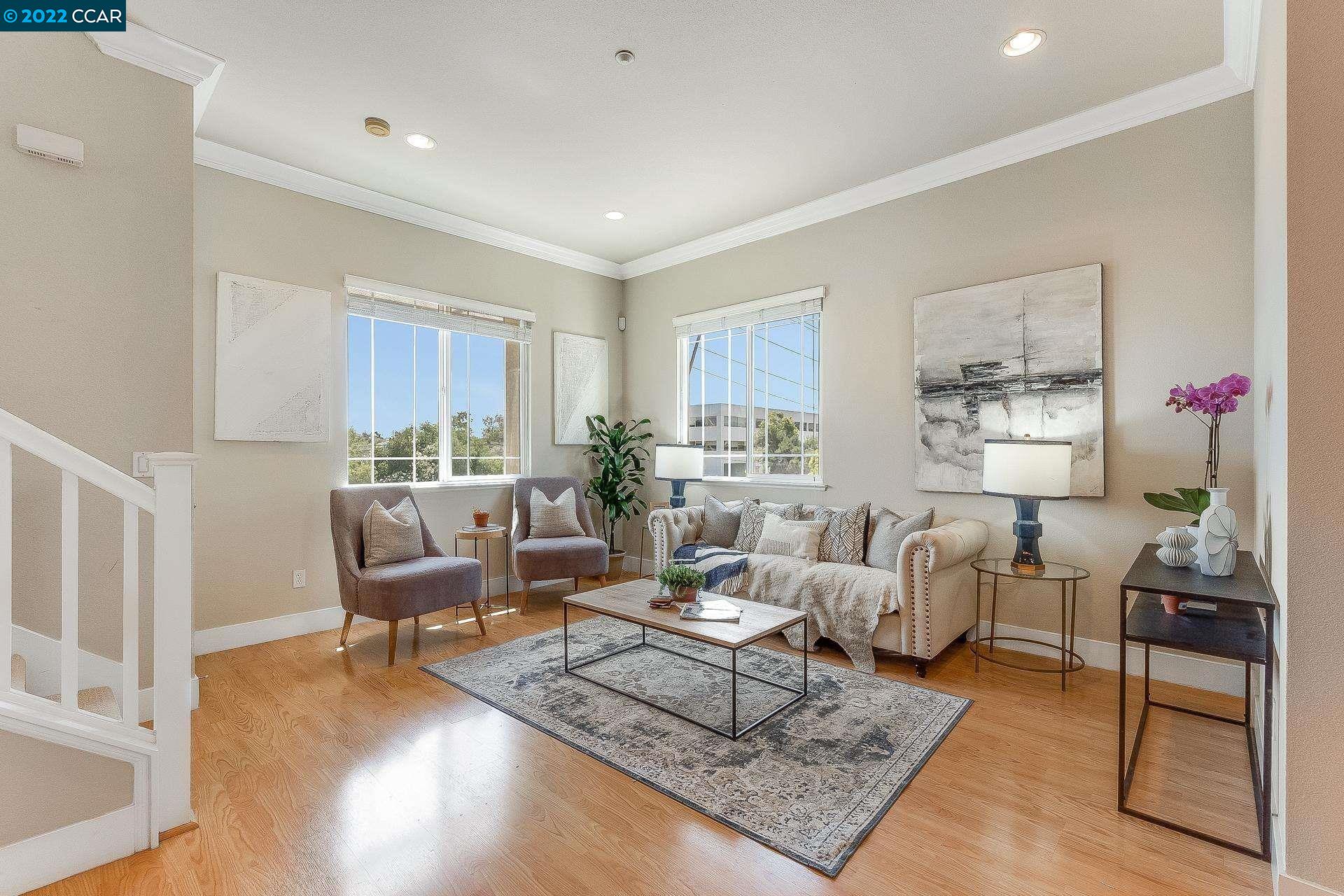 Detail Gallery Image 1 of 1 For 3731 Feather Ln, Palo Alto,  CA 94303 - 2 Beds | 2/1 Baths