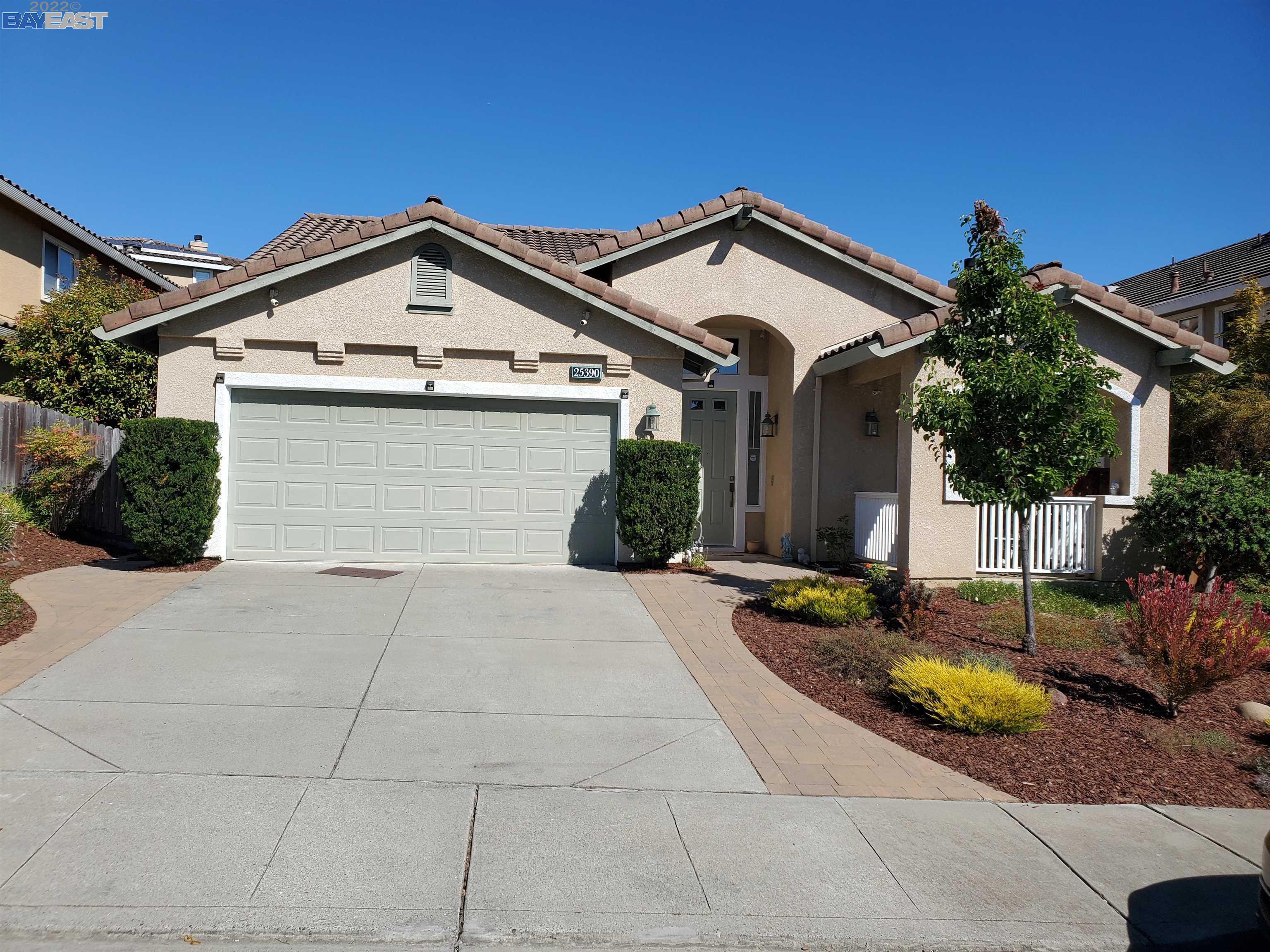 Detail Gallery Image 1 of 1 For 25390 Gold Hills Dr, Castro Valley,  CA 94552 - 4 Beds | 2 Baths