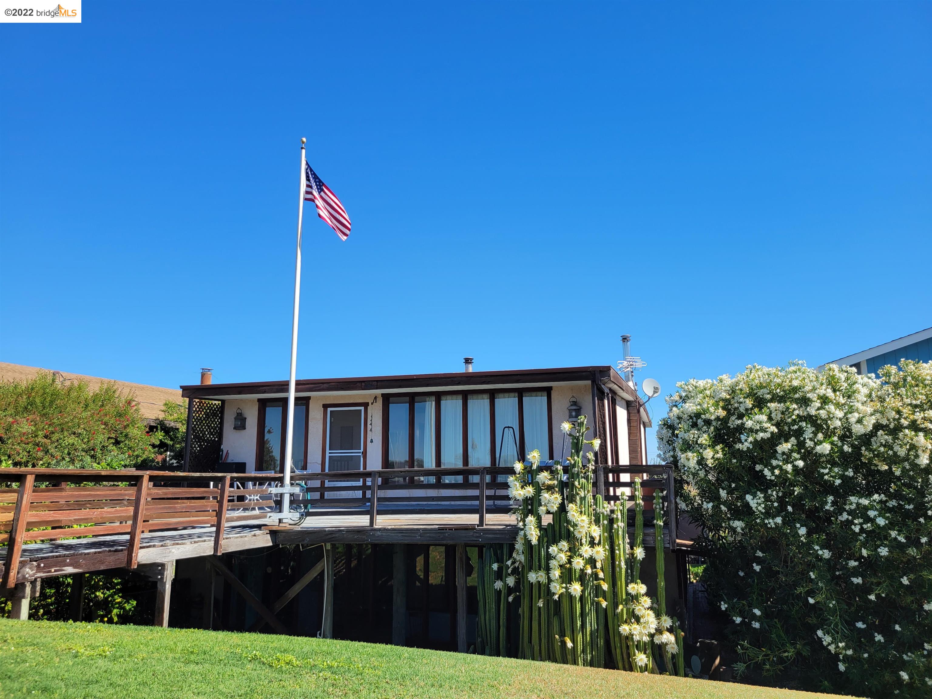 Detail Gallery Image 1 of 1 For 3690 Stone Rd, Bethel Island,  CA 94511 - 2 Beds | 2 Baths