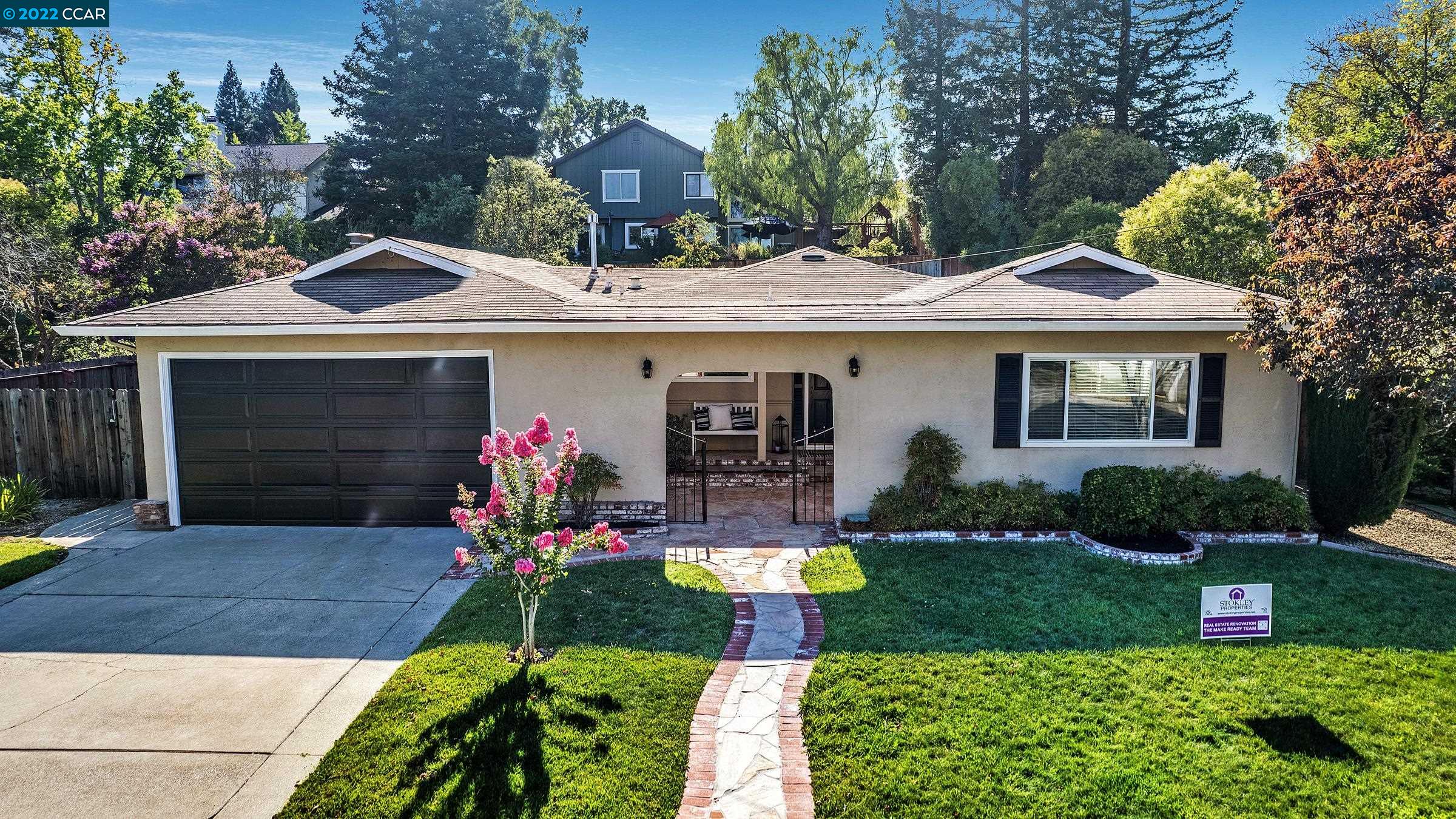 Detail Gallery Image 1 of 1 For 243 Croyden Dr, Pleasant Hill,  CA 94523 - 4 Beds | 2 Baths