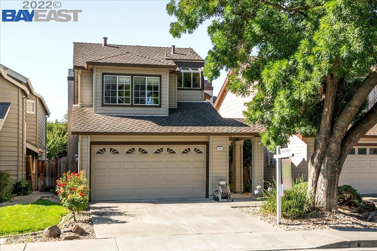 Detail Gallery Image 1 of 1 For 2341 Oakland Ave, Pleasanton,  CA 94588 - 2 Beds | 2/1 Baths