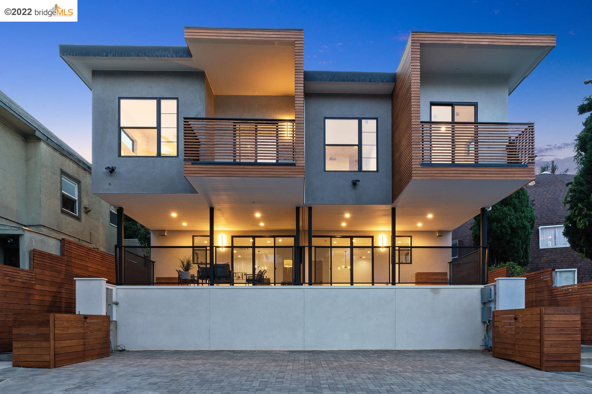 Detail Gallery Image 1 of 1 For 3319 Harrison #B,  Oakland,  CA 94611 - 2 Beds | 2/1 Baths