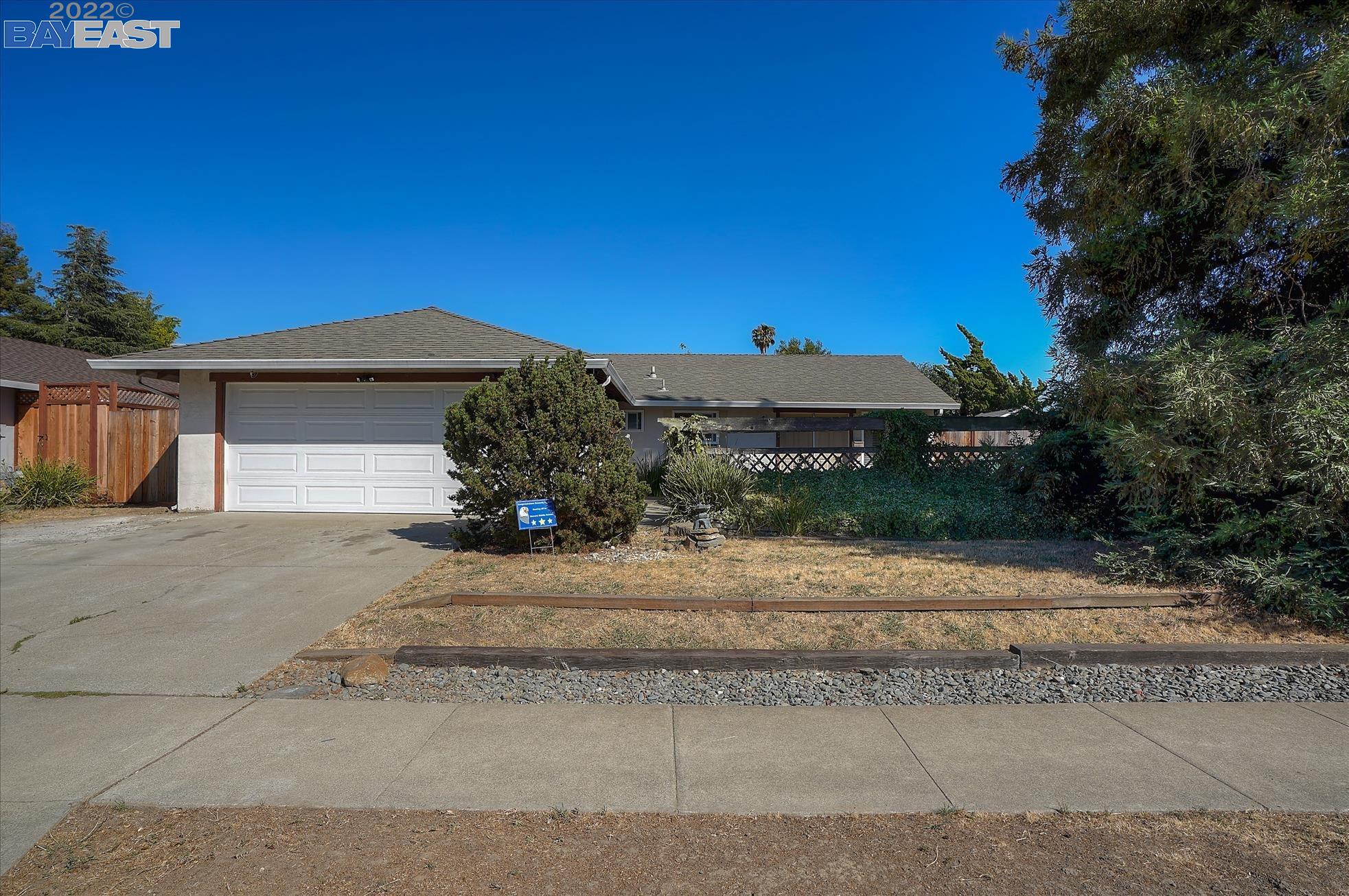 Detail Gallery Image 1 of 1 For 4952 Windermere Dr, Newark,  CA 94560 - 3 Beds | 1 Baths