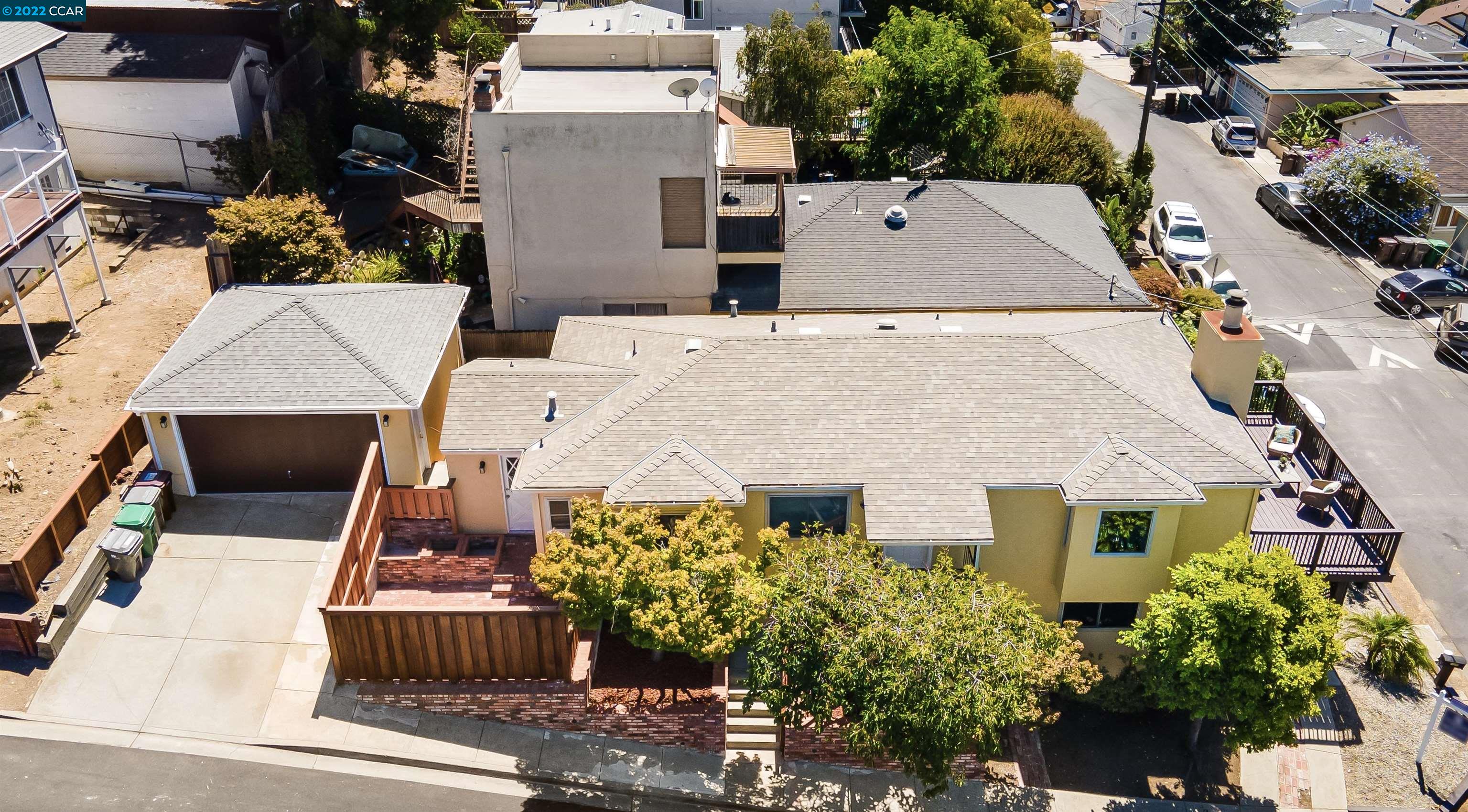 Detail Gallery Image 1 of 1 For 16640 Rolando Ave, San Leandro,  CA 94578 - 2 Beds | 2 Baths