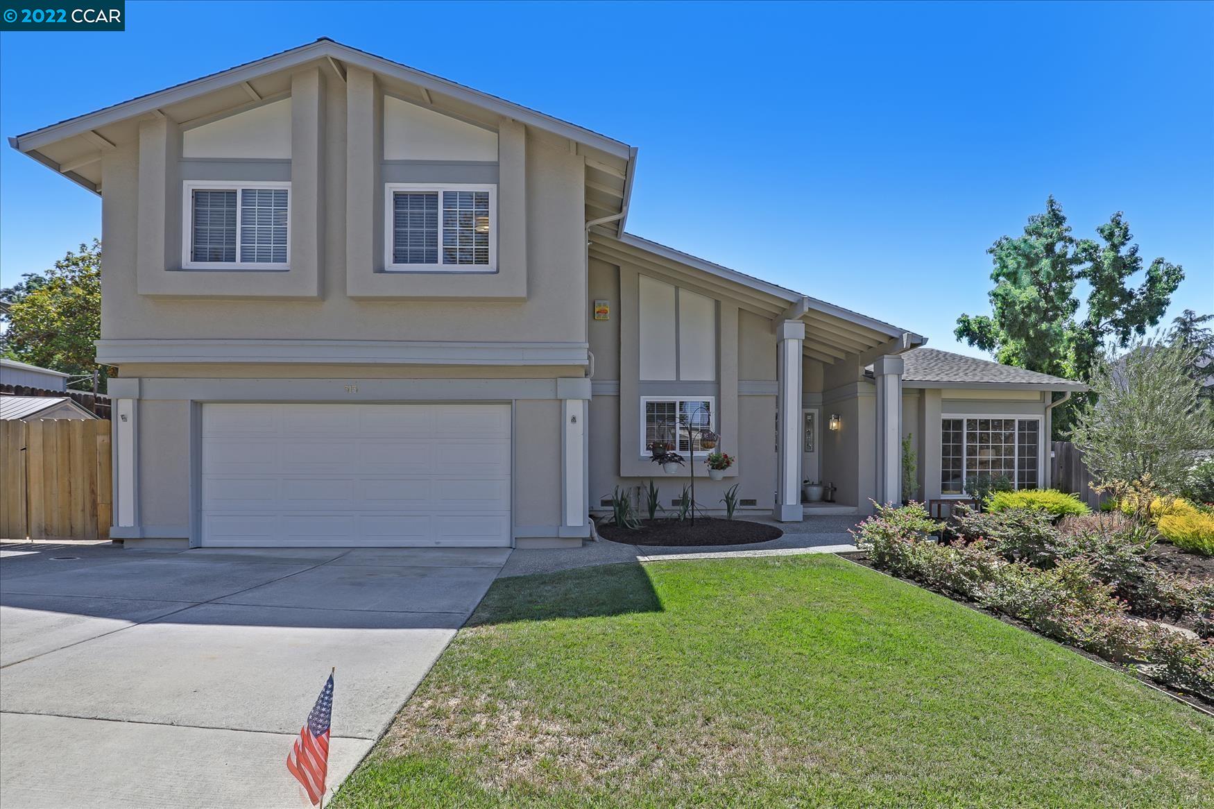 Detail Gallery Image 1 of 1 For 515 Hamburg Cir, Clayton,  CA 94517 - 5 Beds | 3 Baths