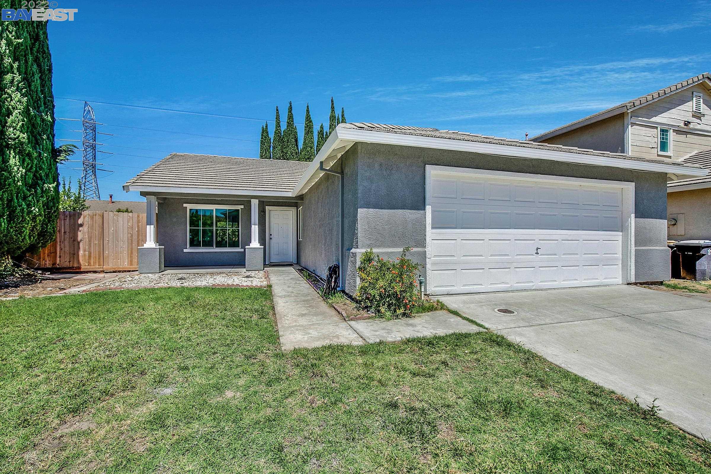 Detail Gallery Image 1 of 1 For 3759 Luisa Kayasso, Stockton,  CA 95206 - 3 Beds | 2 Baths
