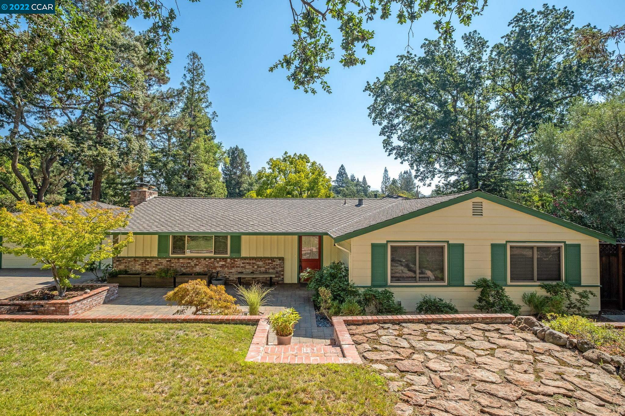 Detail Gallery Image 1 of 1 For 1881 Glen View Dr, Walnut Creek,  CA 94595 - 3 Beds | 2 Baths