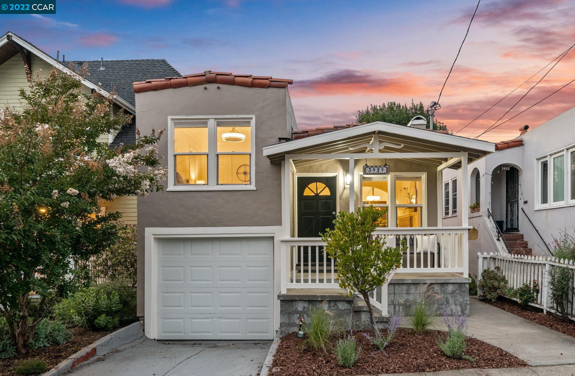Detail Gallery Image 1 of 1 For 3929 Lincoln Ave, Oakland,  CA 94602 - 3 Beds | 2 Baths