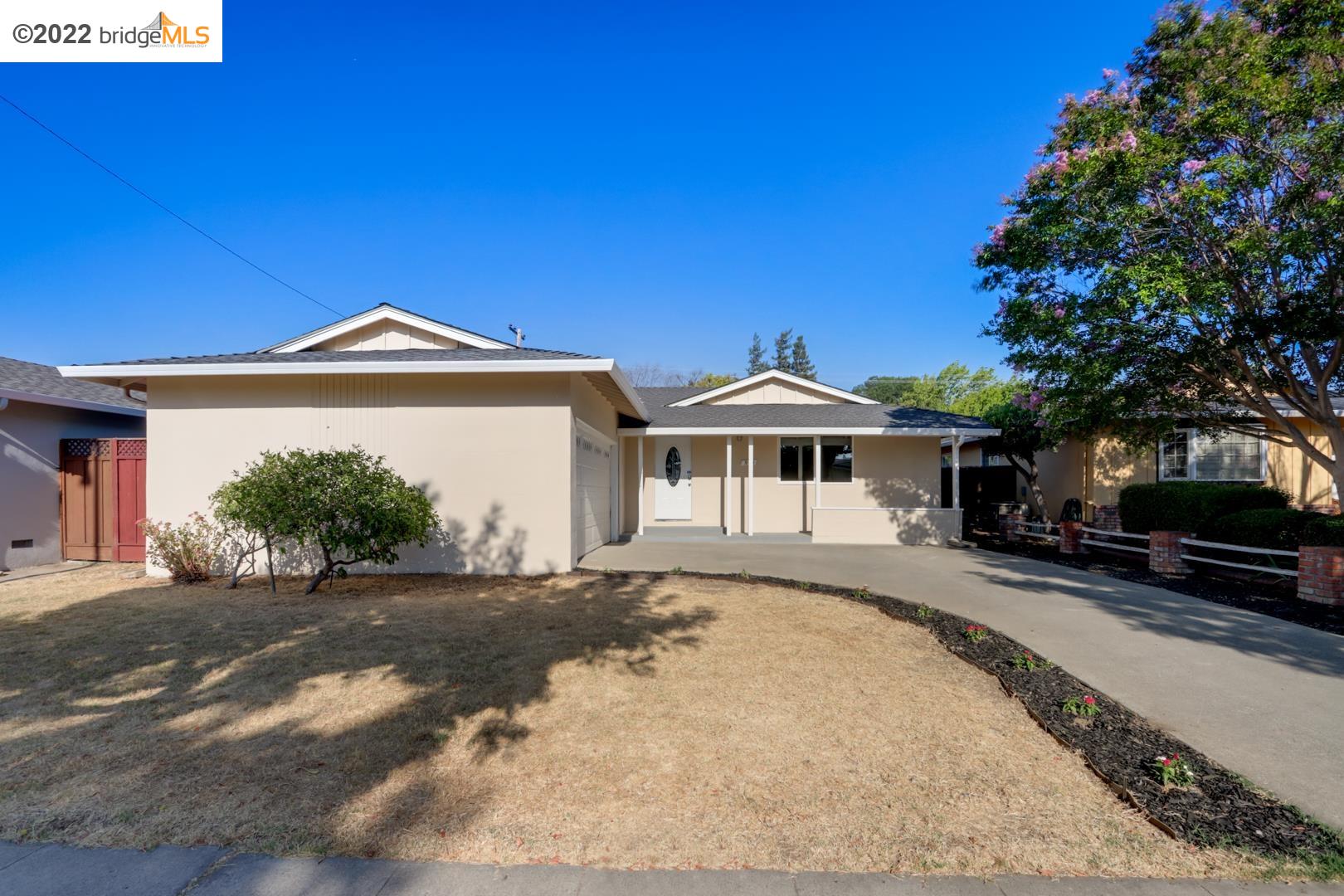Detail Gallery Image 1 of 1 For 970 Hibiscus Ln, San Jose,  CA 95117 - 3 Beds | 2 Baths