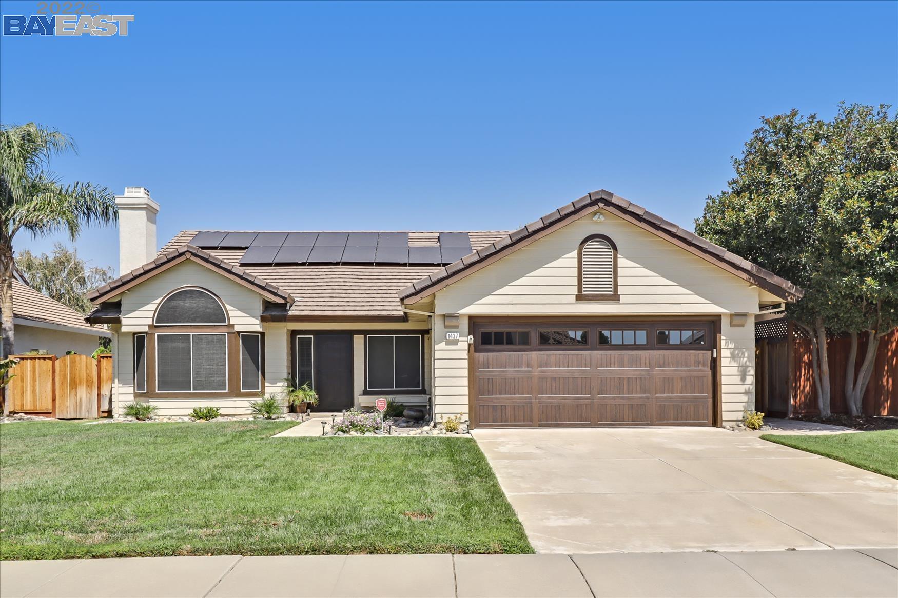 Detail Gallery Image 1 of 1 For 1437 Blue Jay Ct, Tracy,  CA 95376 - 3 Beds | 2 Baths