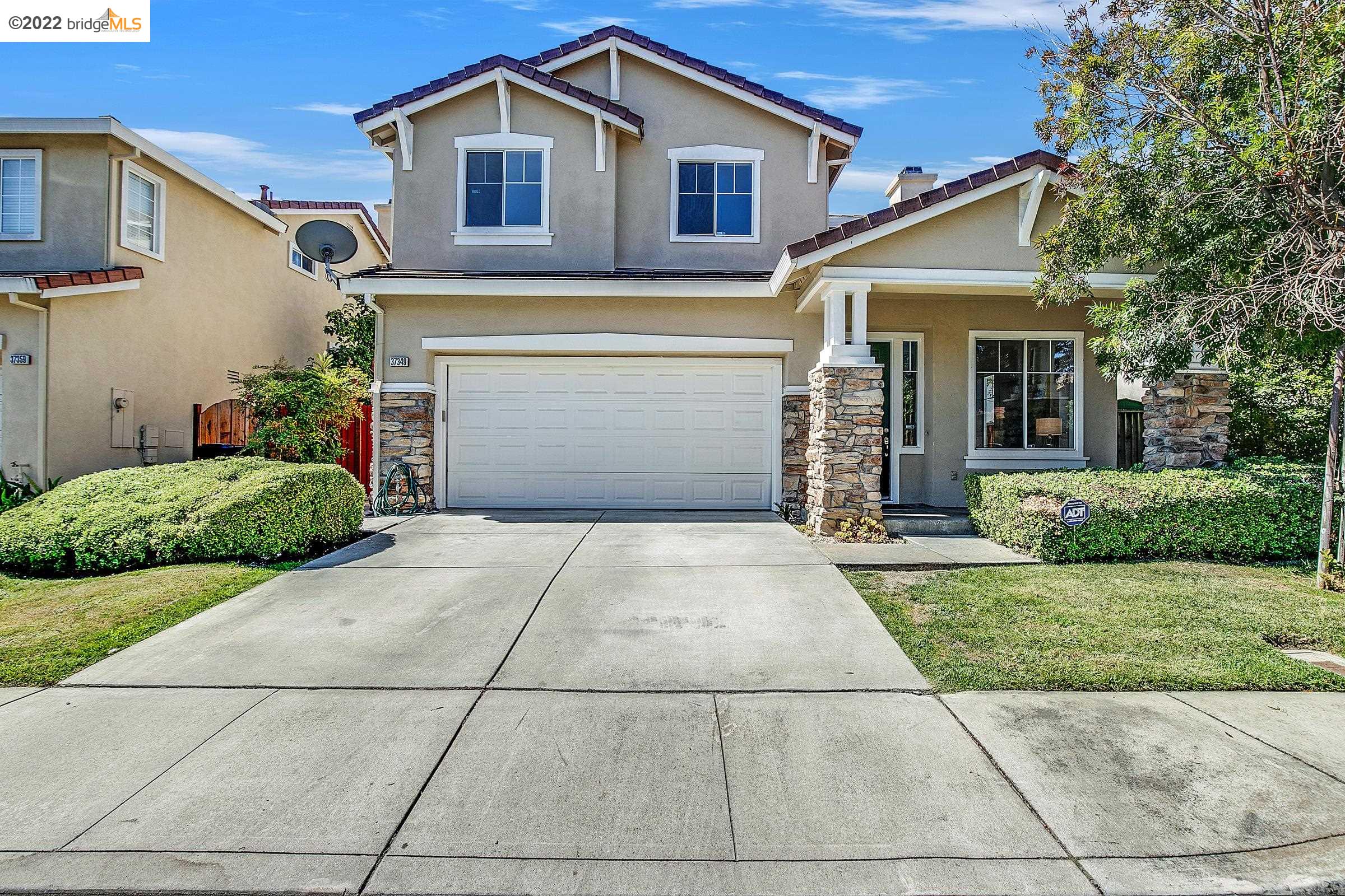 Detail Gallery Image 1 of 1 For 37349 Chinaberry Cmn, Fremont,  CA 94536 - 3 Beds | 2/1 Baths