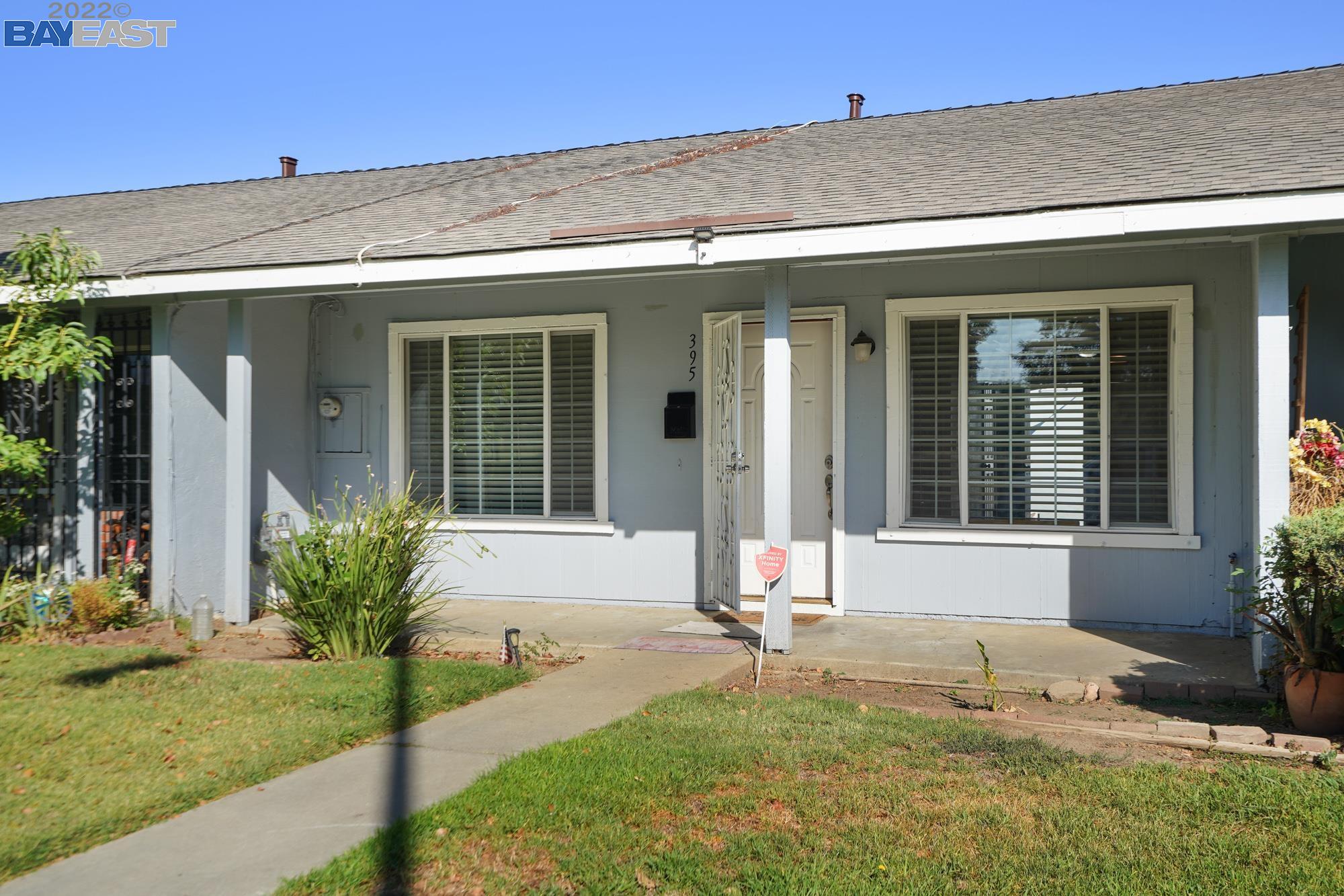 Detail Gallery Image 1 of 1 For 395 Cedro St, San Jose,  CA 95111 - 2 Beds | 1 Baths